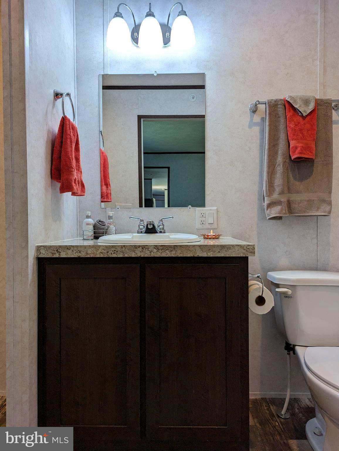 HILLANDALE HOMES - Residential