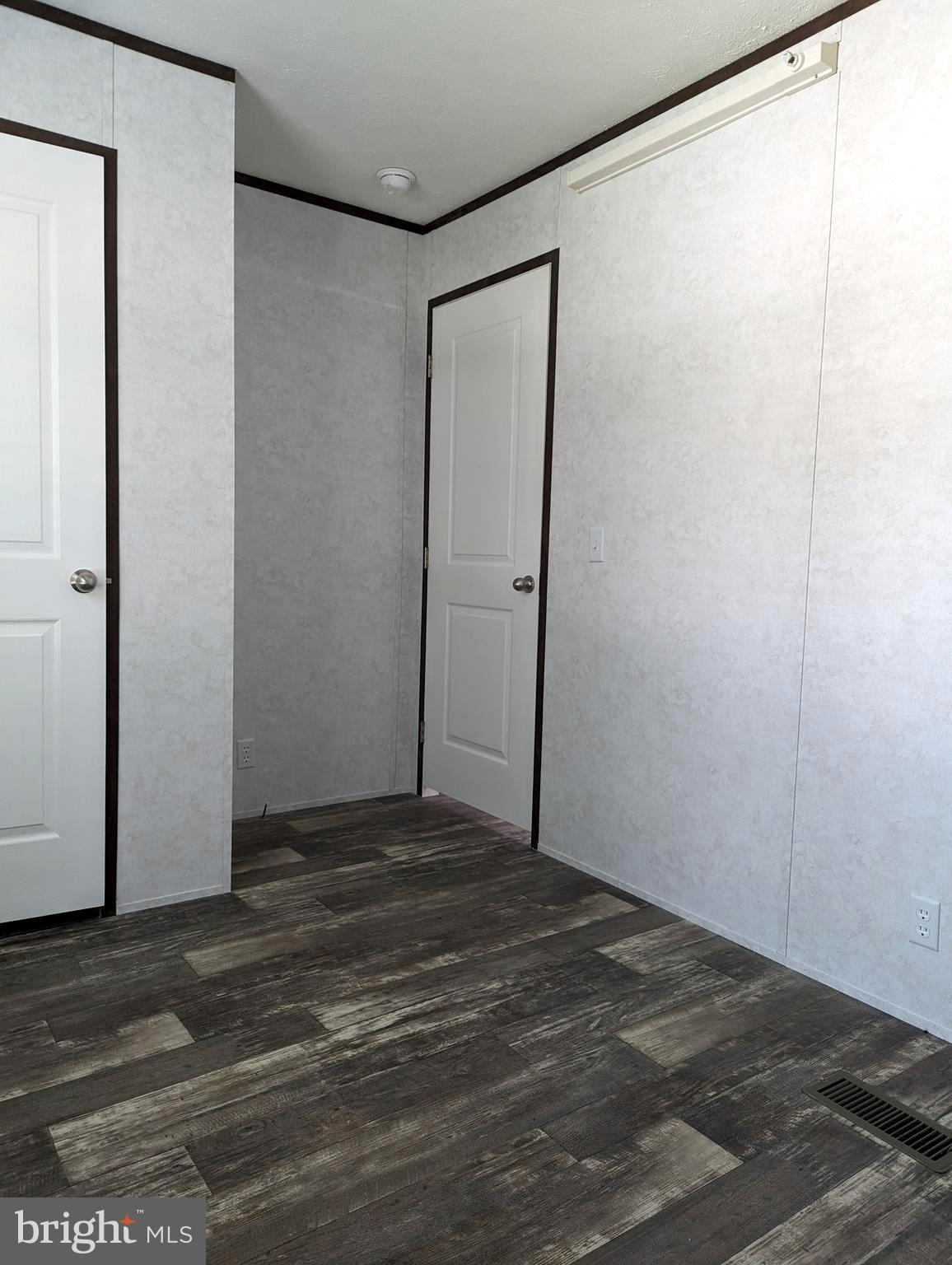 HILLANDALE HOMES - Residential