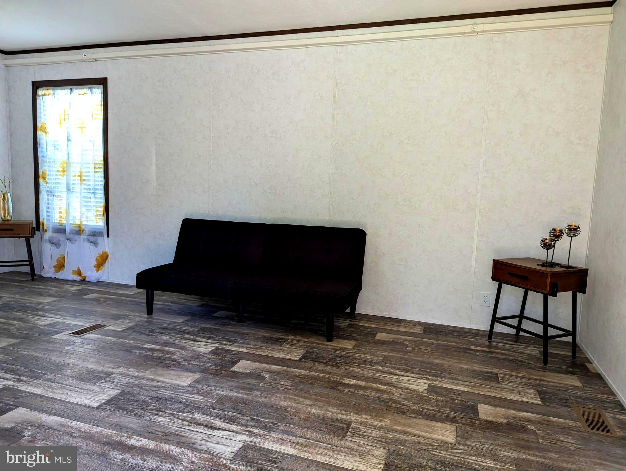 HILLANDALE HOMES - Residential