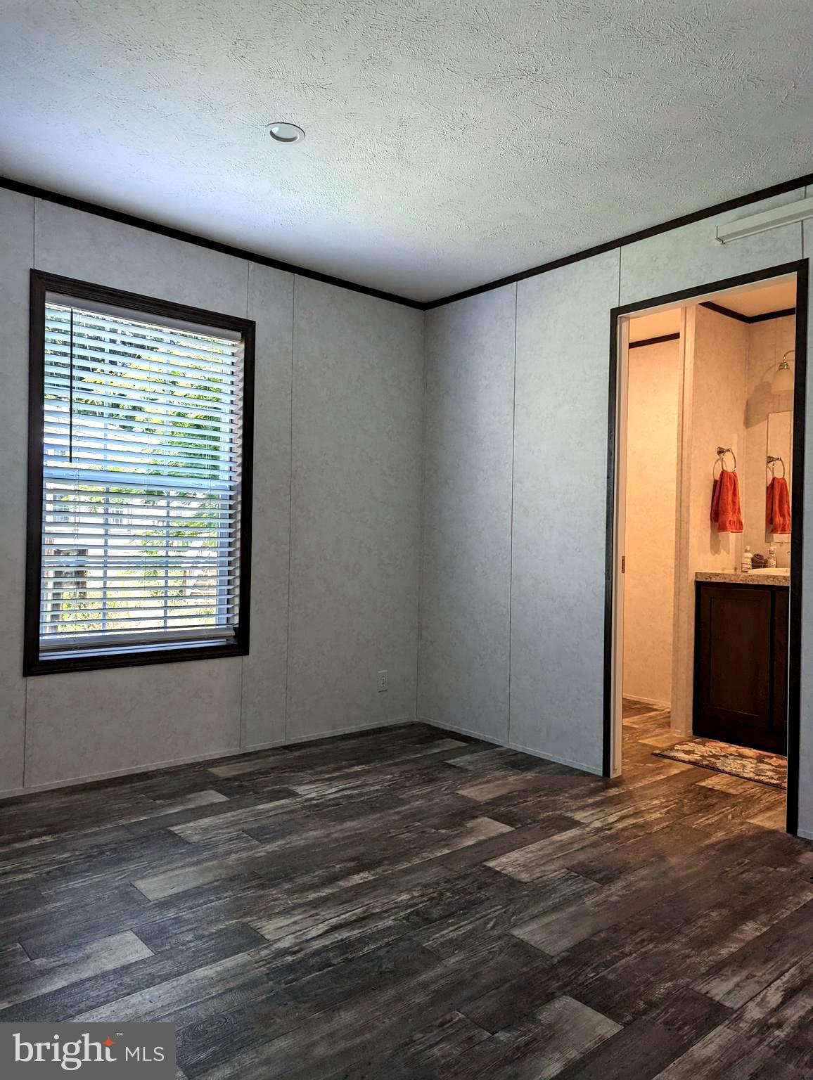 HILLANDALE HOMES - Residential