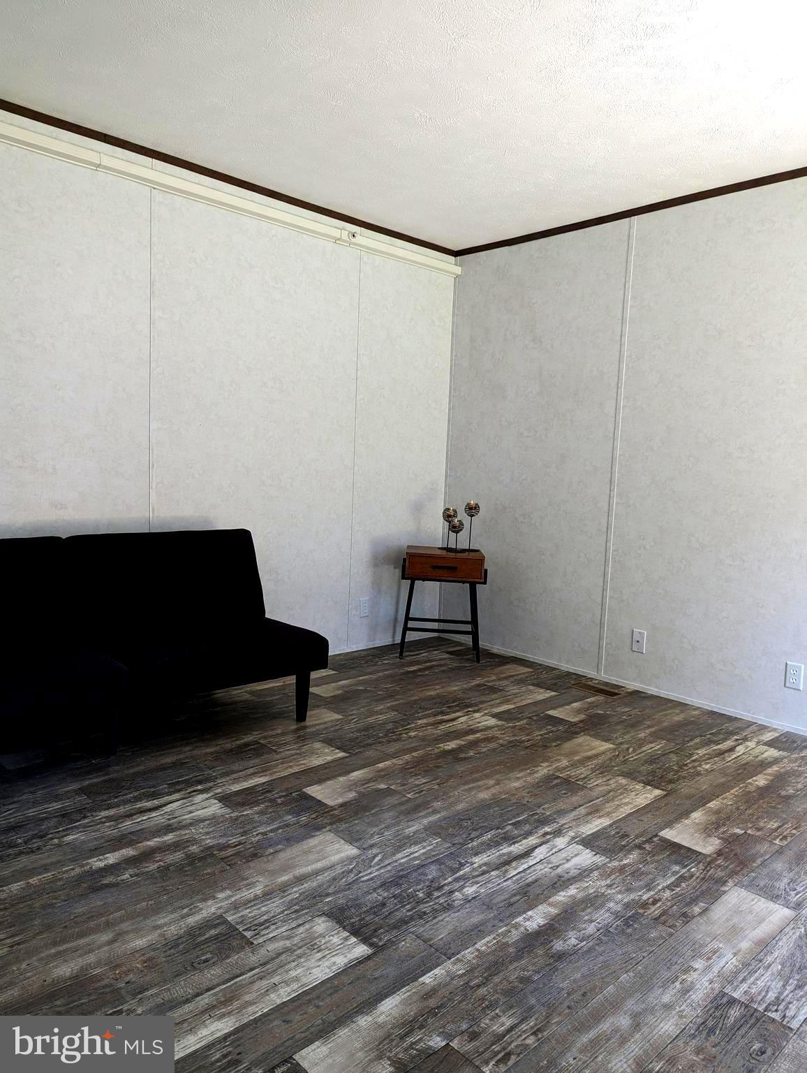 HILLANDALE HOMES - Residential