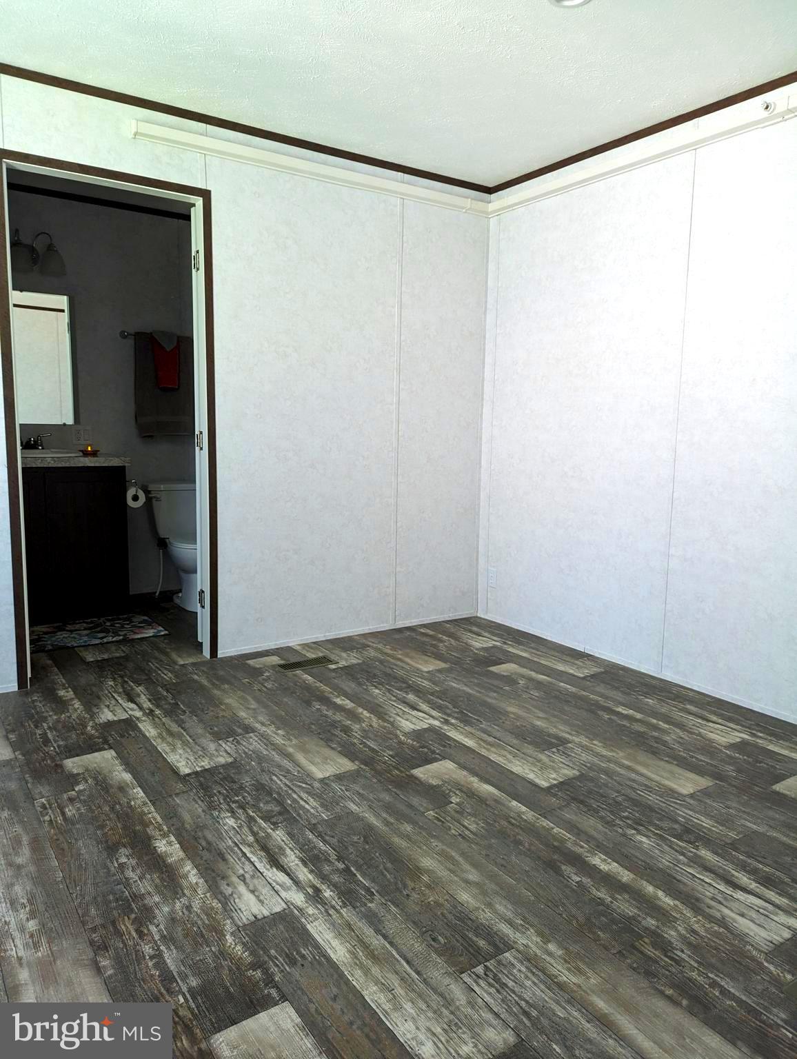 HILLANDALE HOMES - Residential