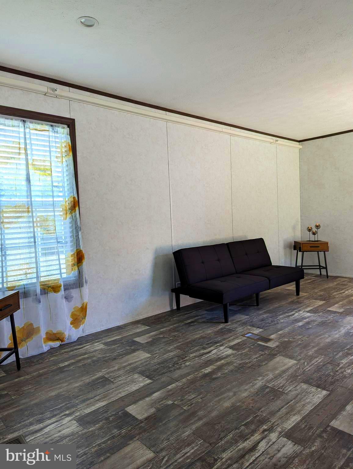 HILLANDALE HOMES - Residential