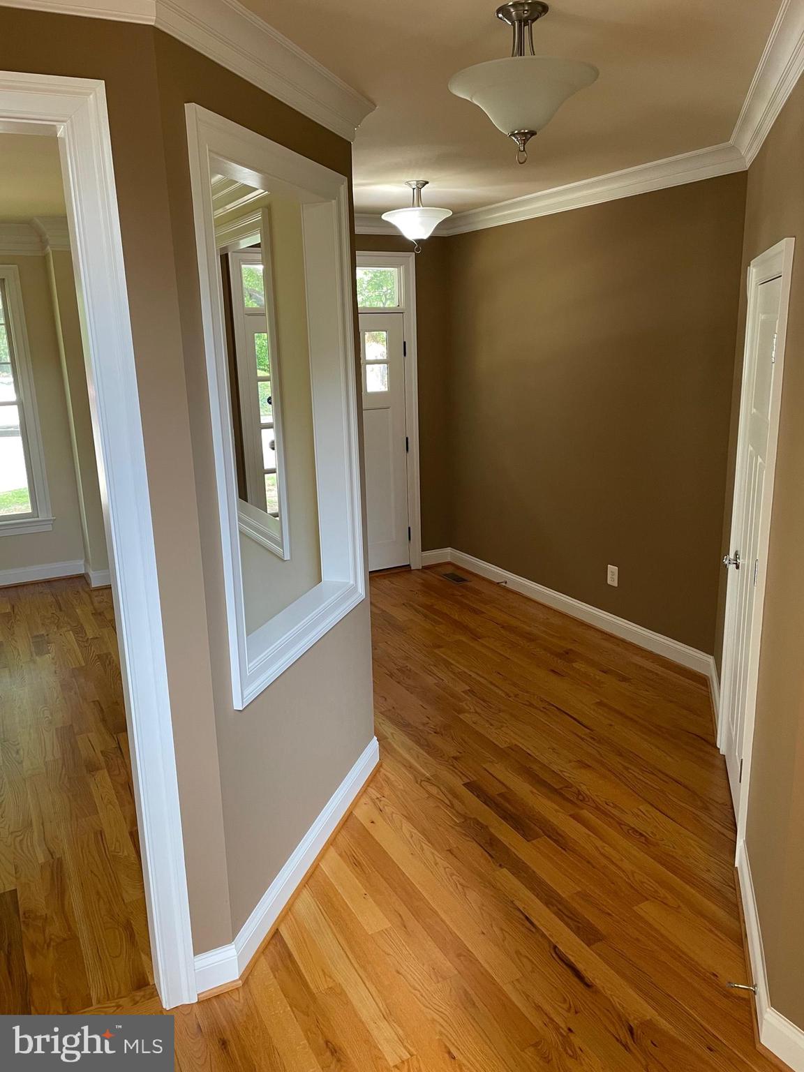 EAST FALLS CHURCH - Residential Lease