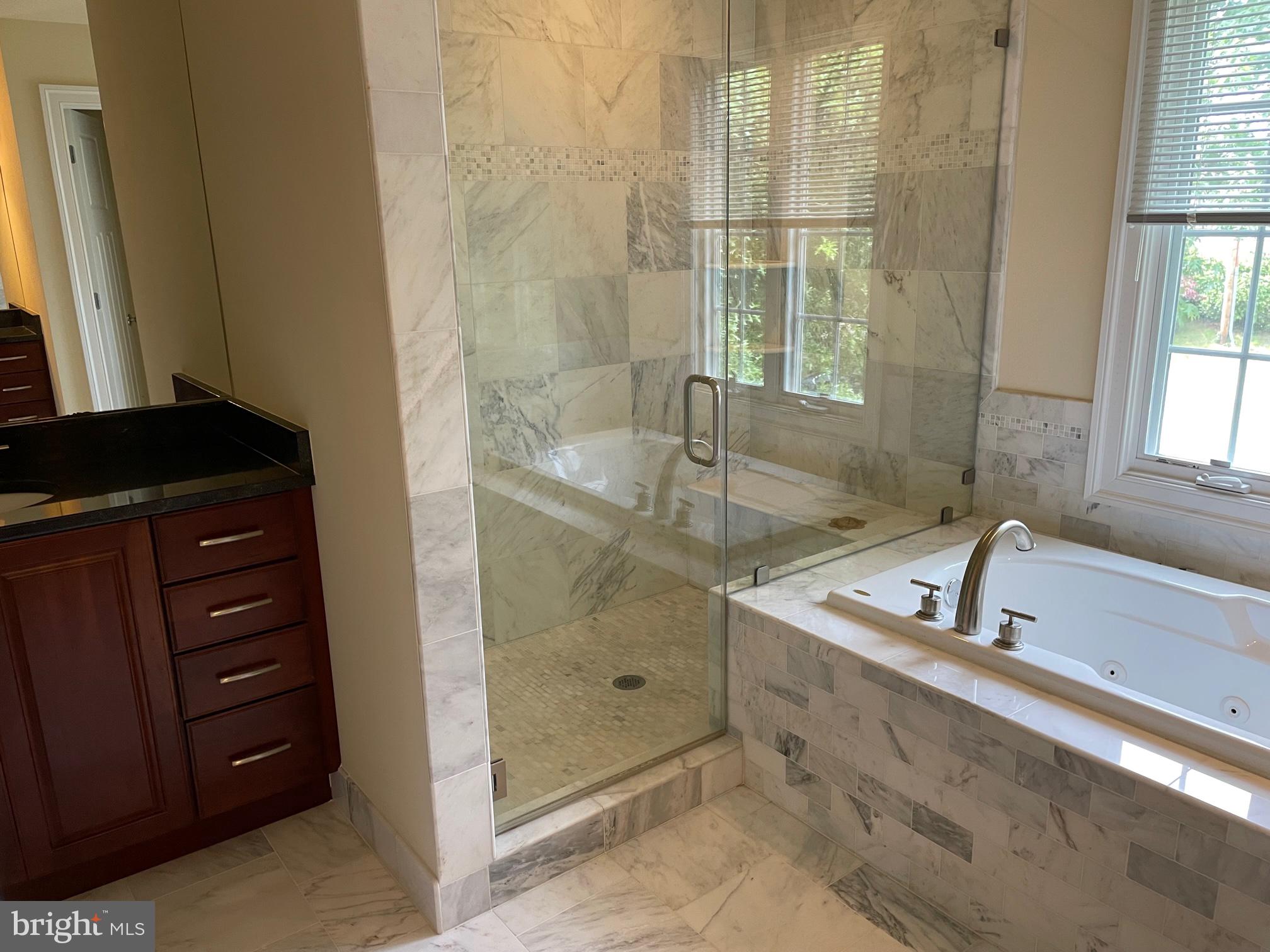 EAST FALLS CHURCH - Residential Lease