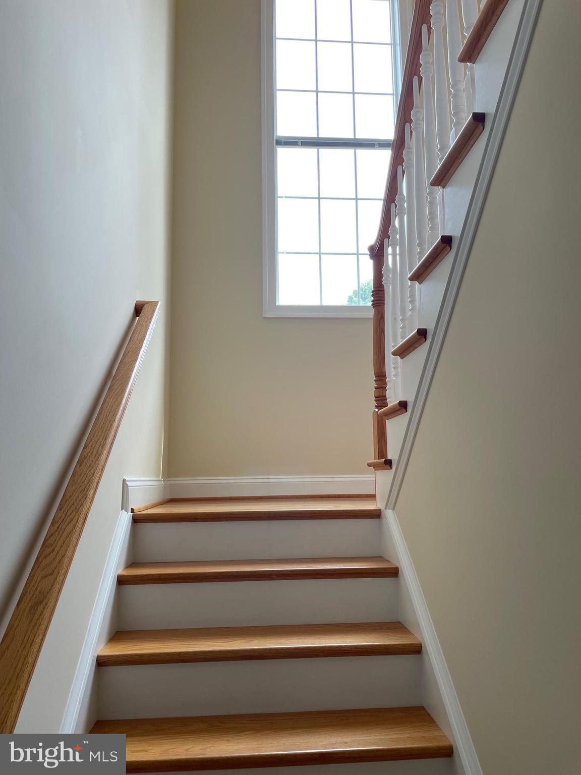 EAST FALLS CHURCH - Residential Lease