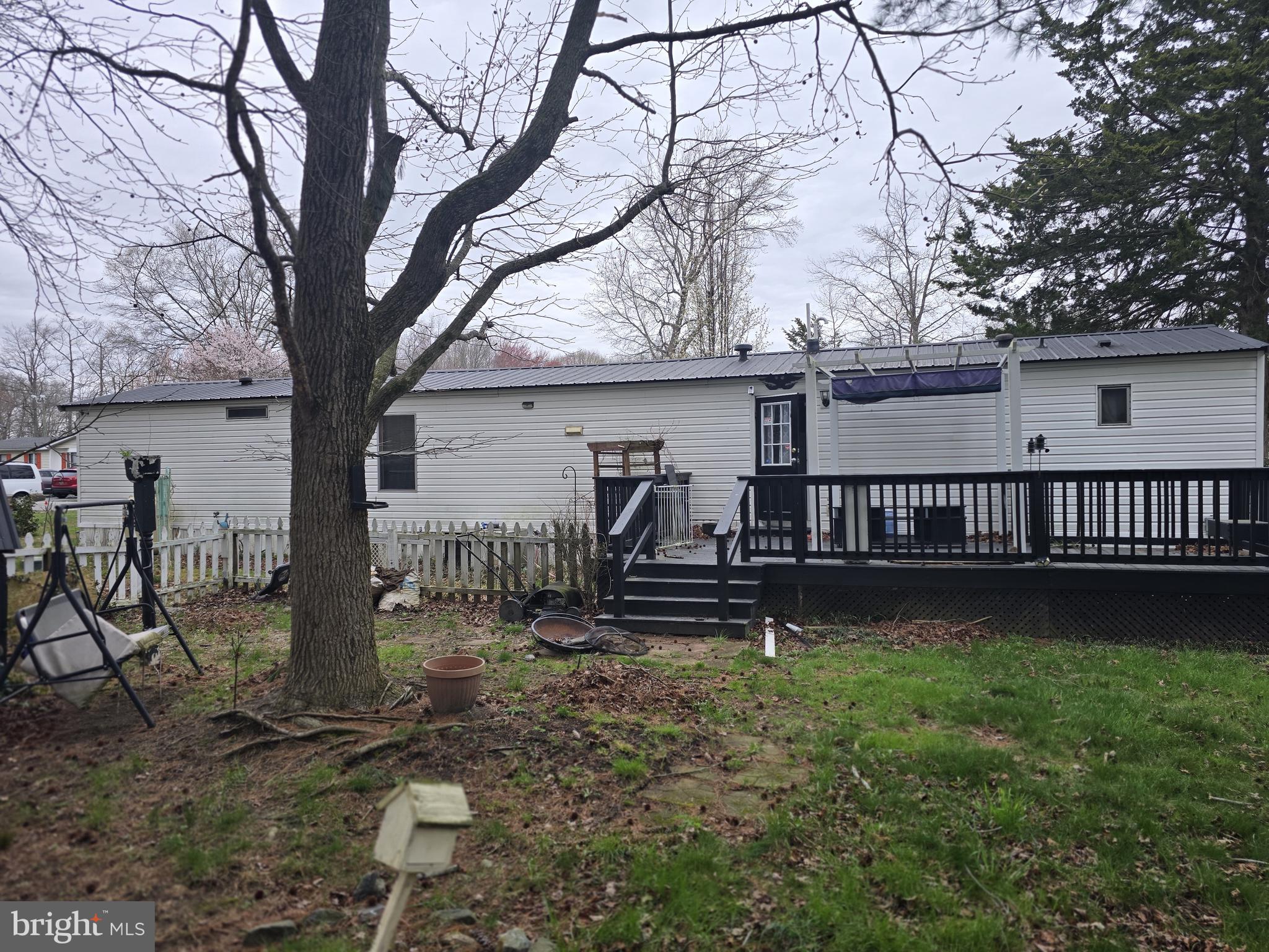 PINEWOOD ACRE - Residential