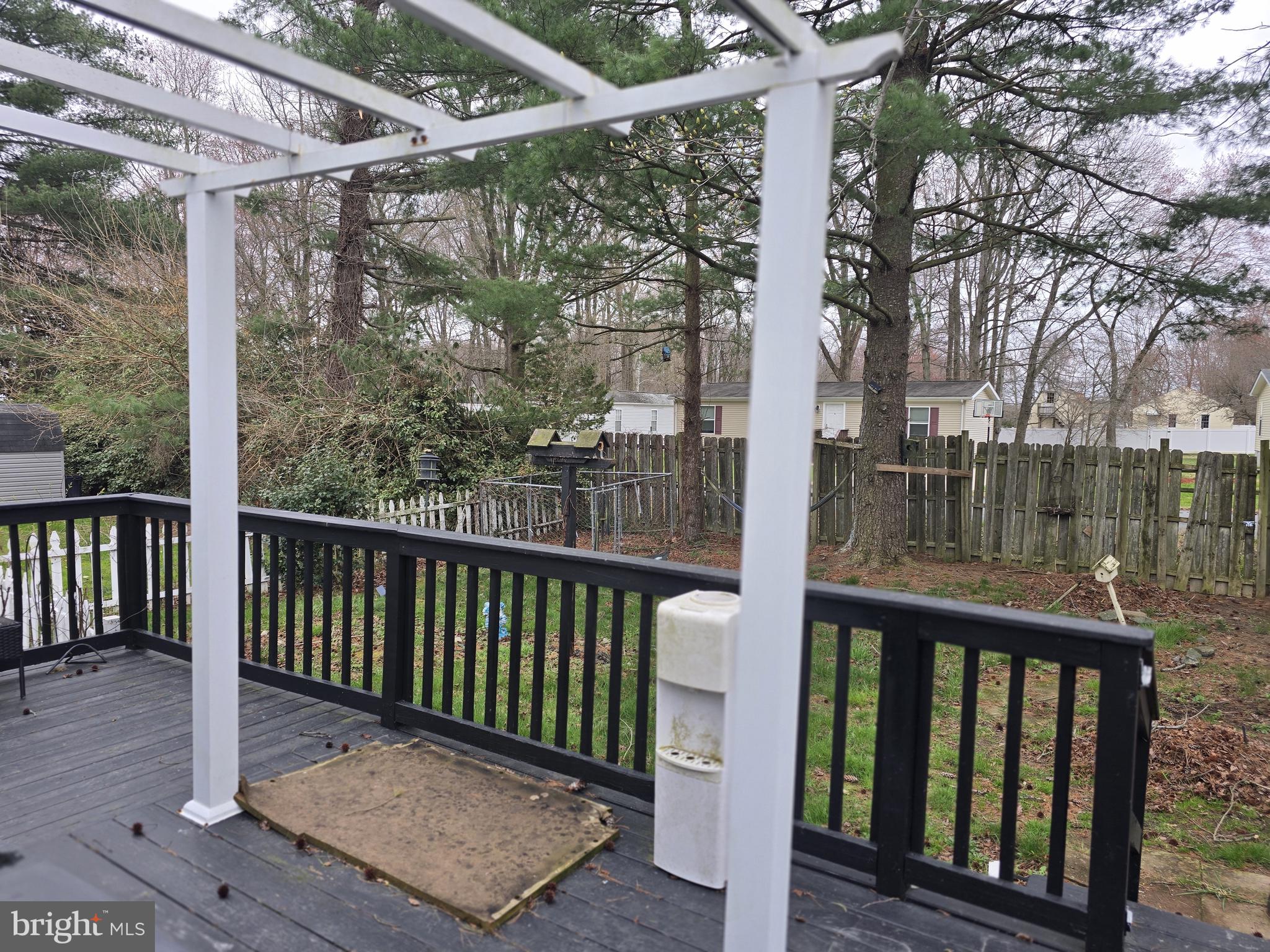 PINEWOOD ACRE - Residential