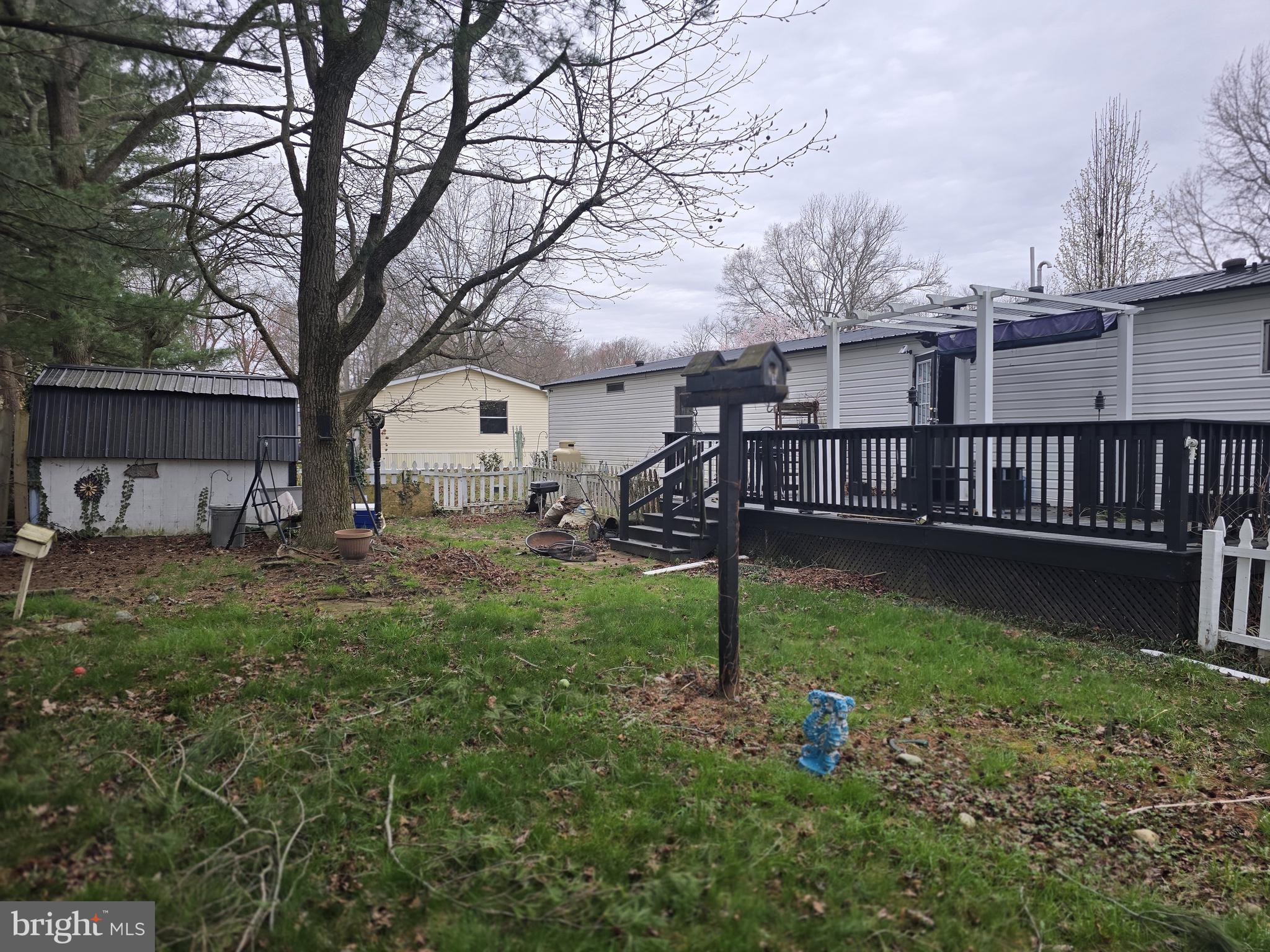 PINEWOOD ACRE - Residential