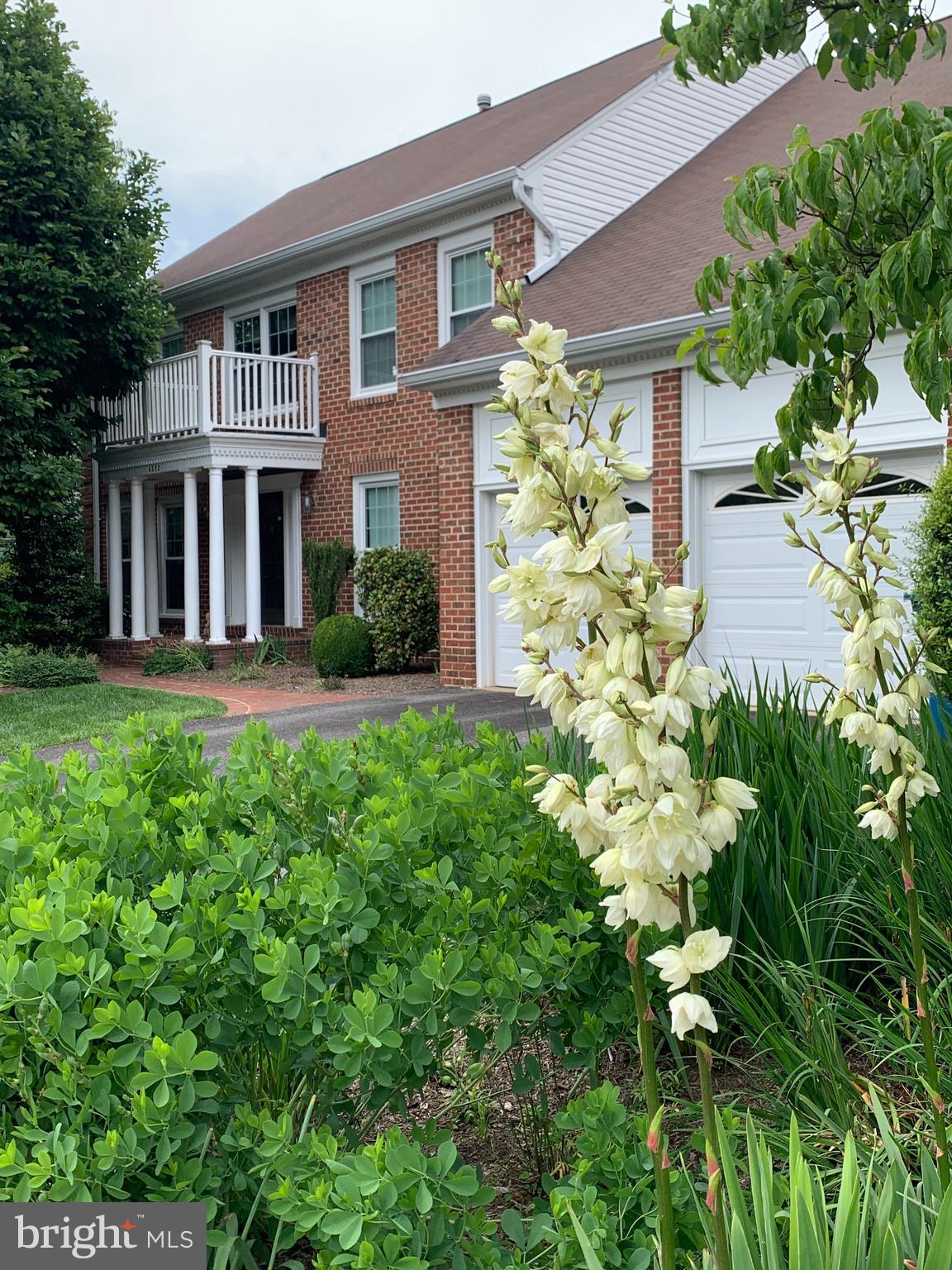 4322 GALESBURY LANE