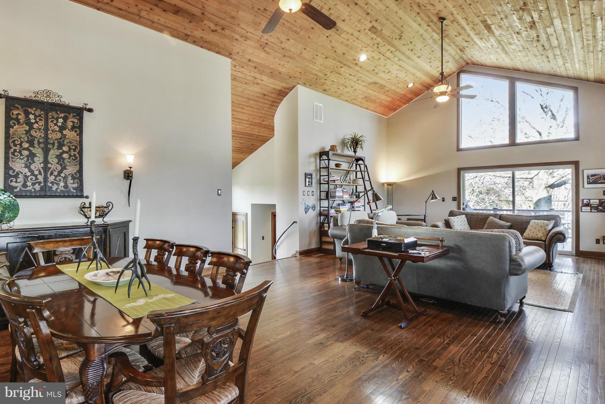 COVE CREEK CLUB - Residential