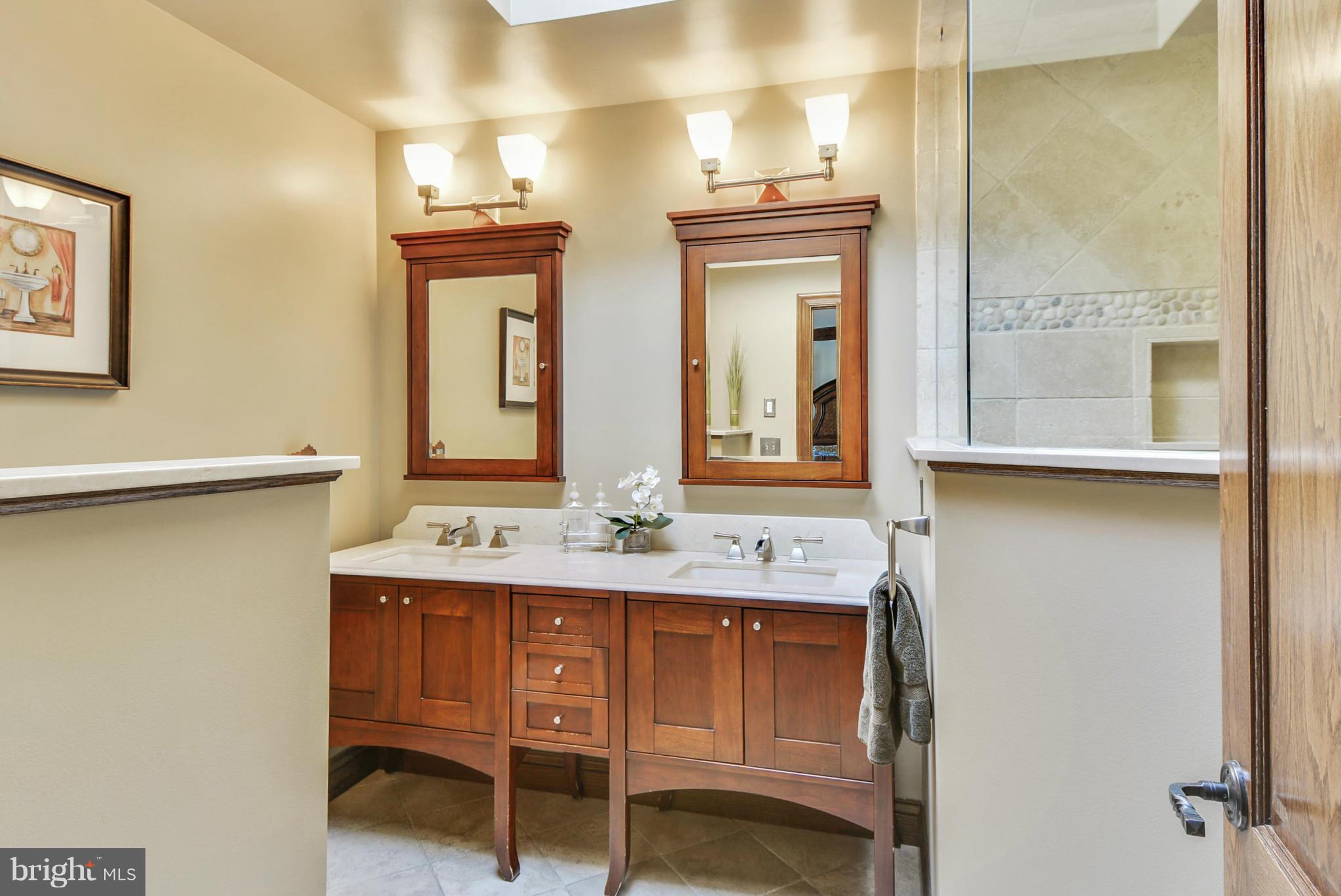 COVE CREEK CLUB - Residential