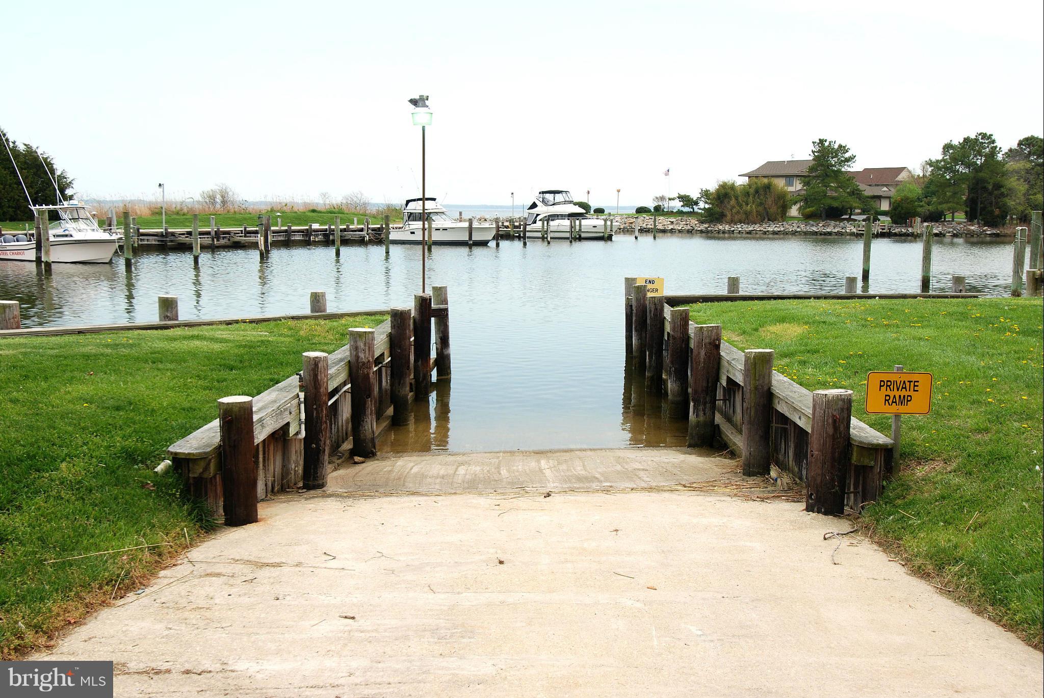 COVE CREEK CLUB - Residential