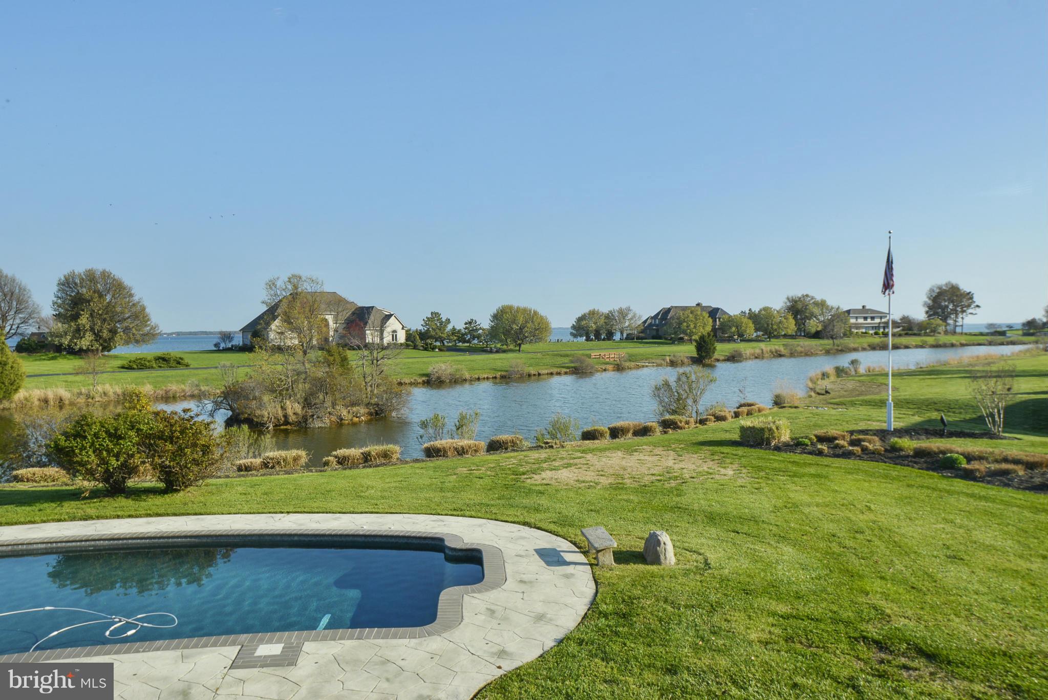 COVE CREEK CLUB - Residential