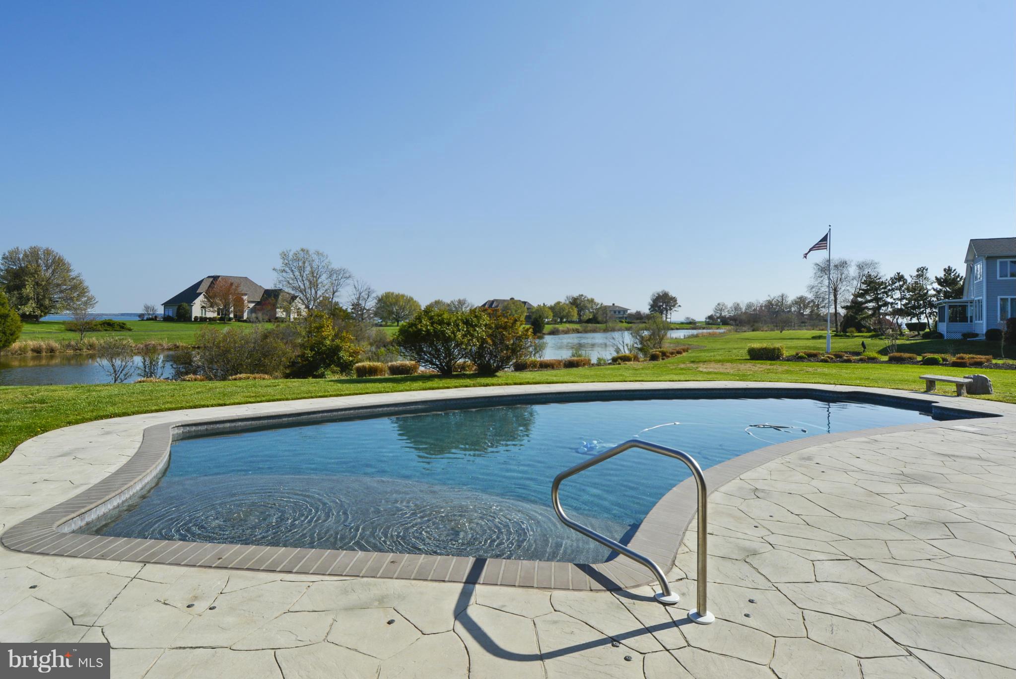 COVE CREEK CLUB - Residential