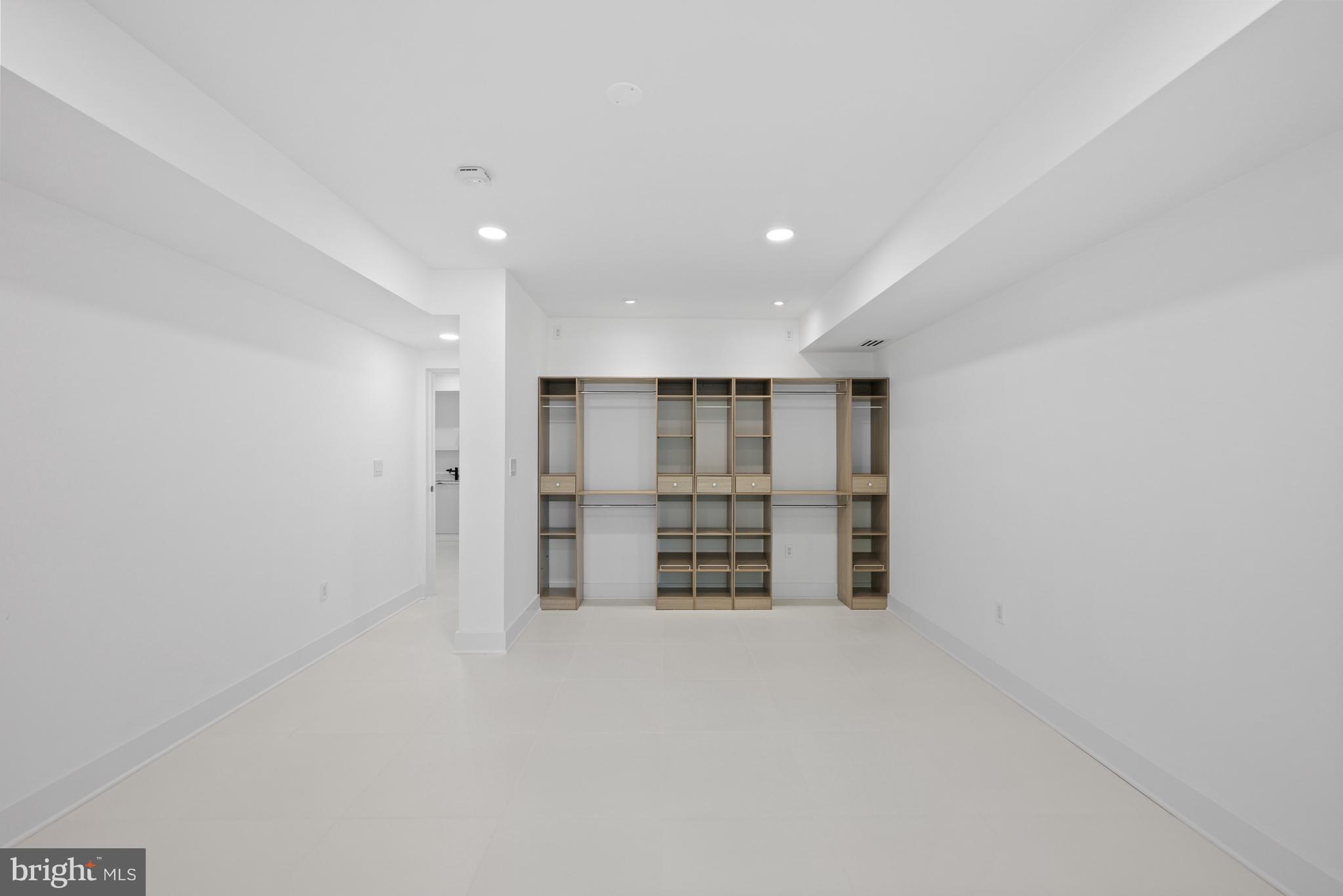 DONALDSON RUN - Residential