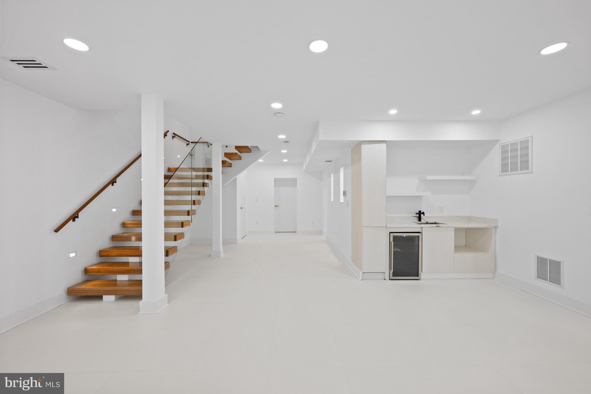 DONALDSON RUN - Residential