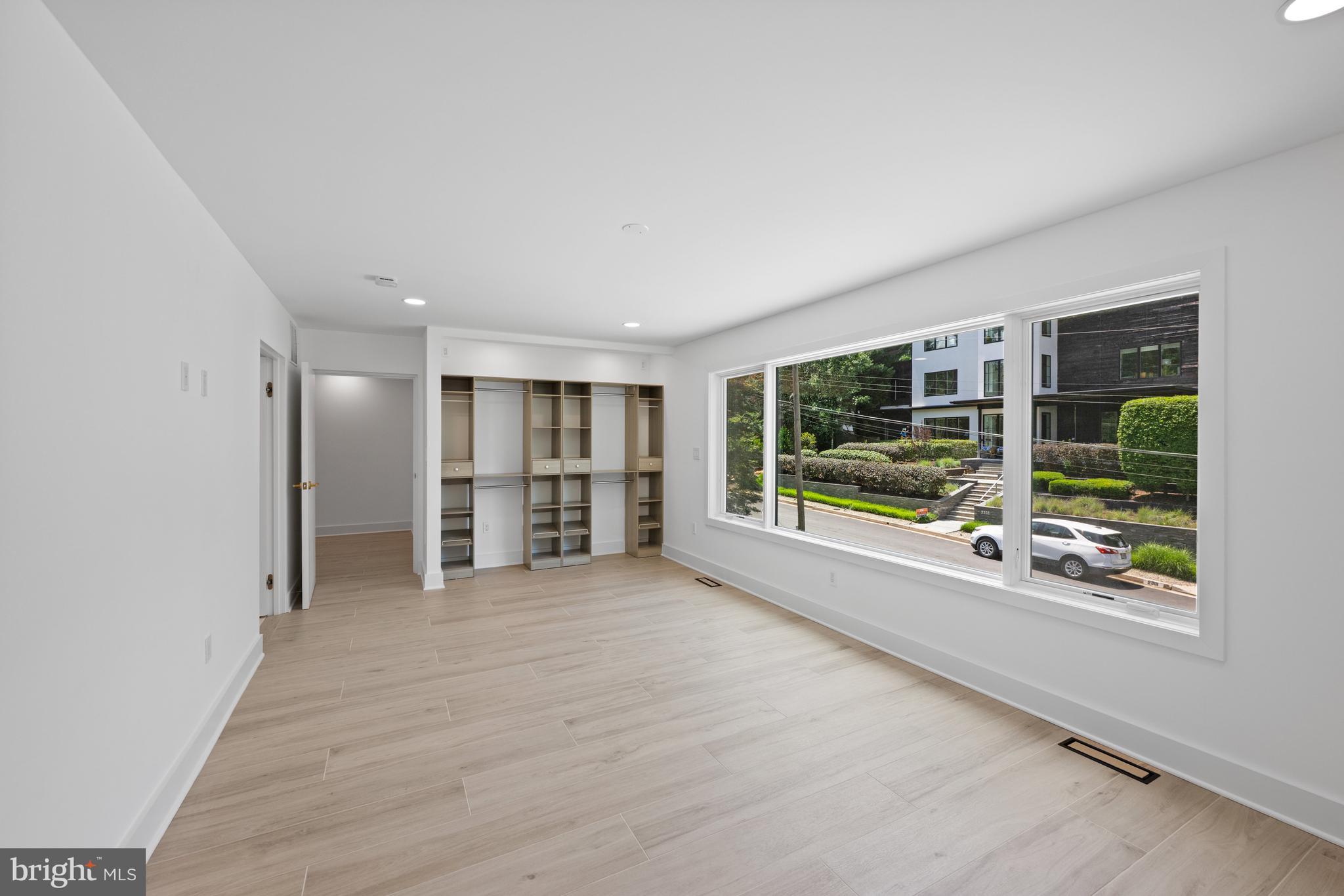 DONALDSON RUN - Residential