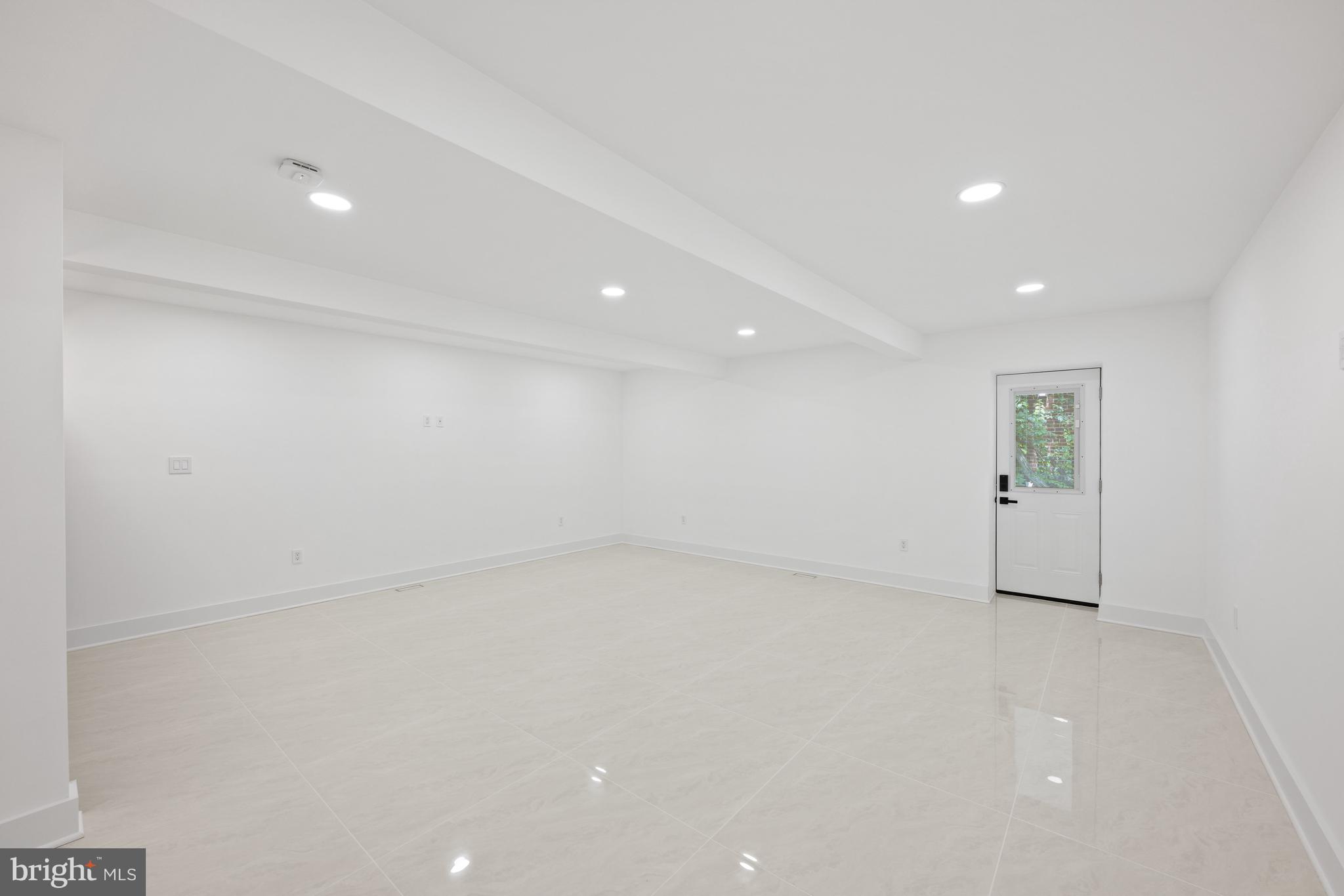 DONALDSON RUN - Residential