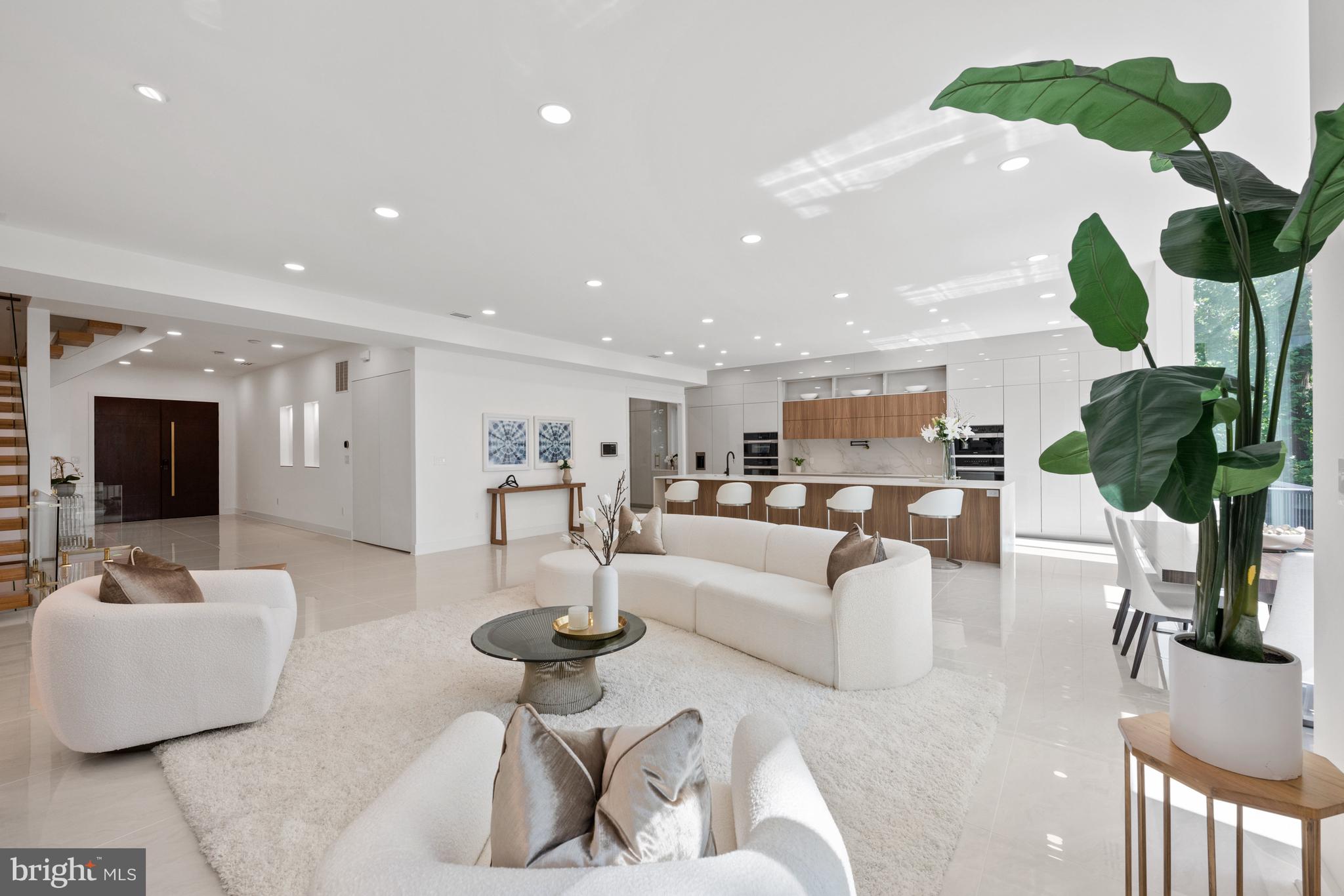 DONALDSON RUN - Residential