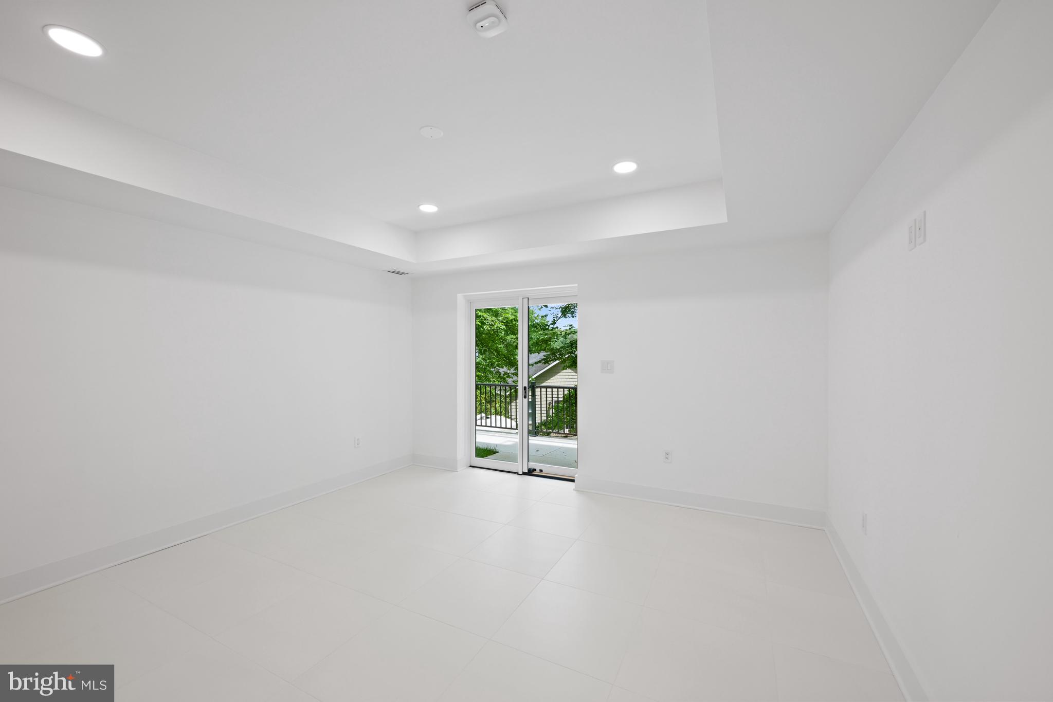 DONALDSON RUN - Residential