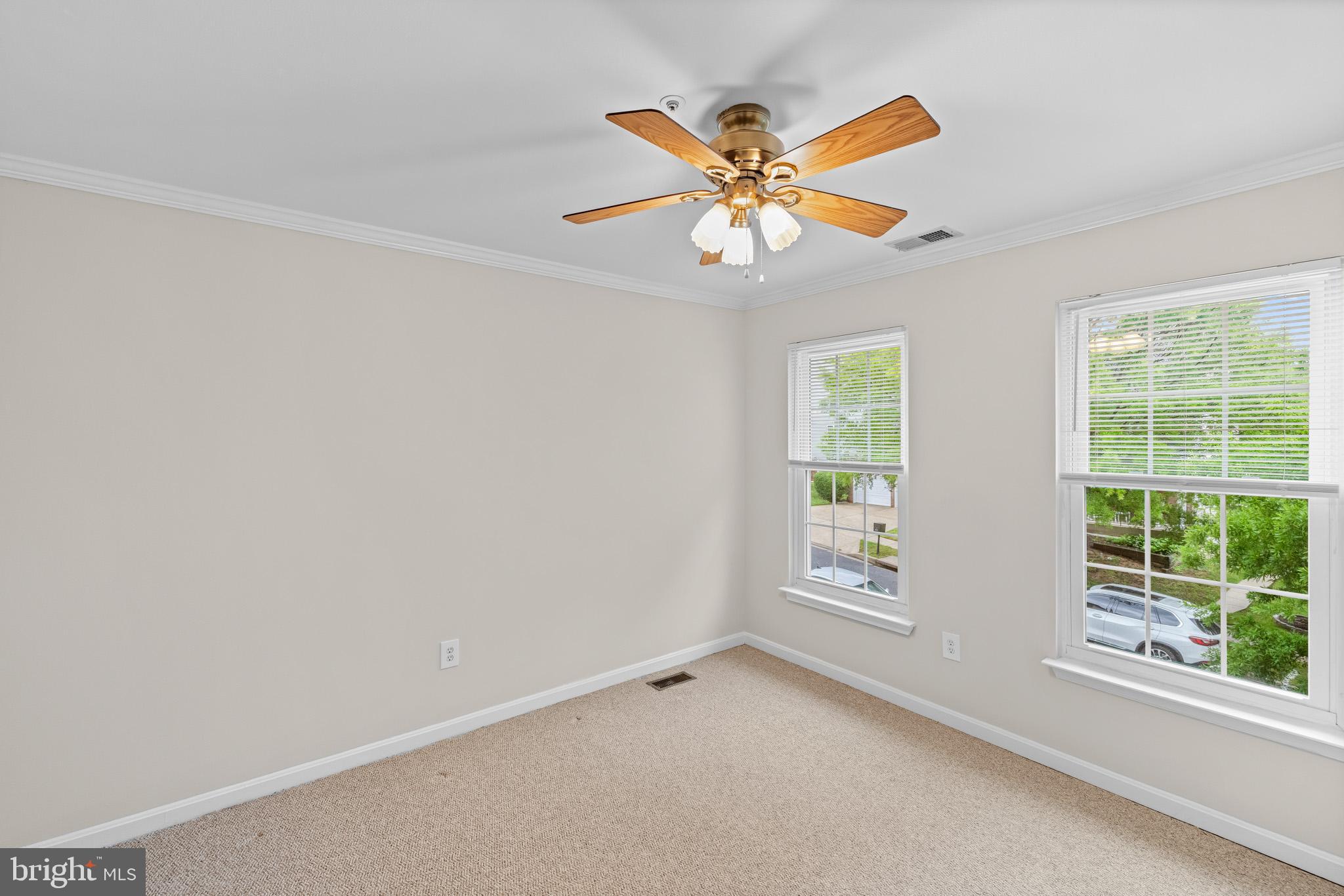 MADISON HILL - Residential