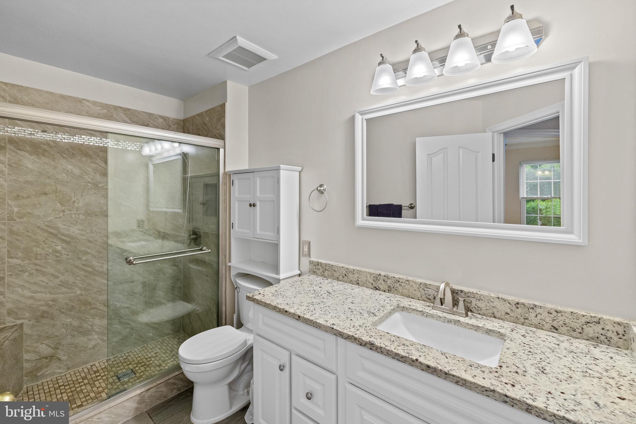 MADISON HILL - Residential