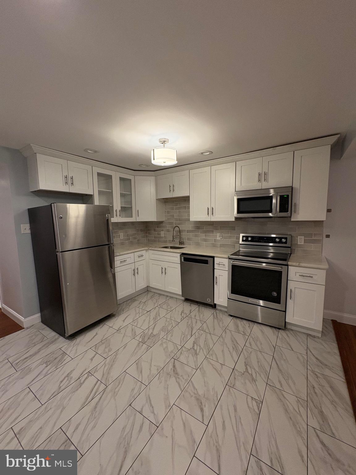 MANAYUNK - Residential Lease