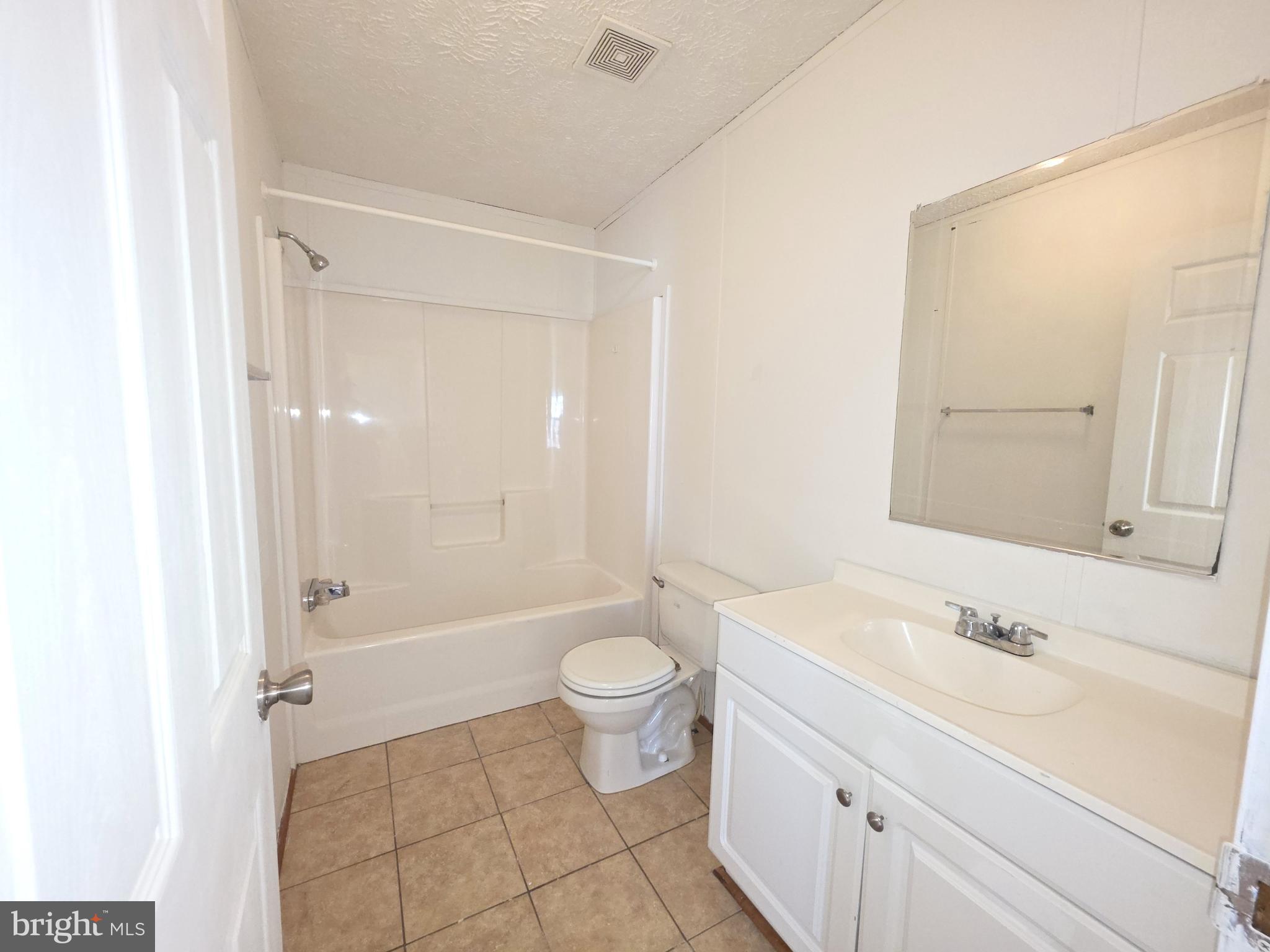 MEADOWS OF CHANTILLY - Residential