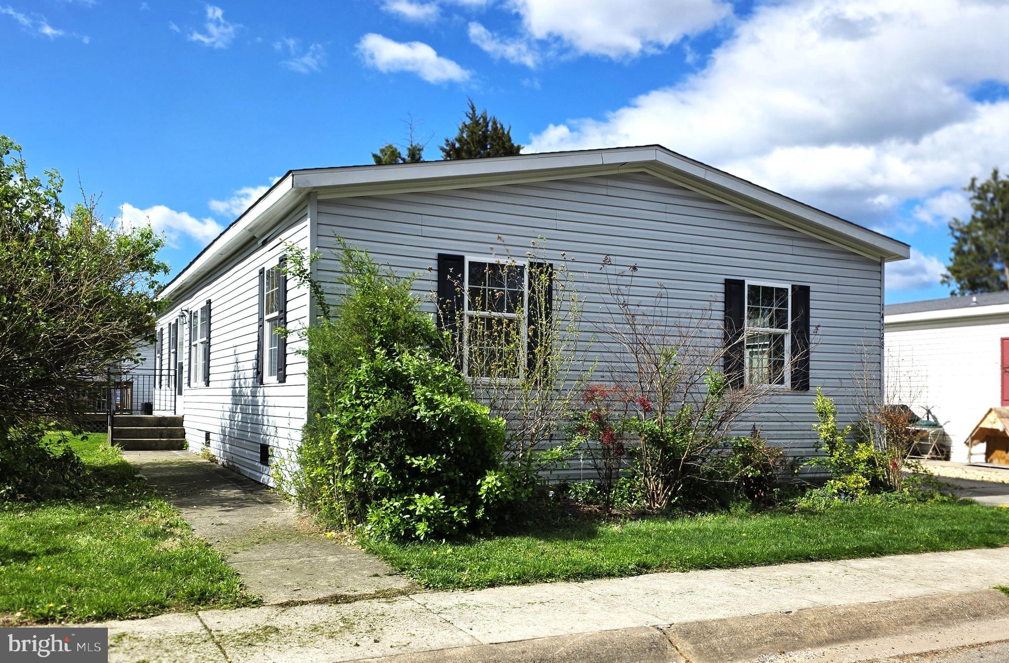 14528 LANICA CIRCLE