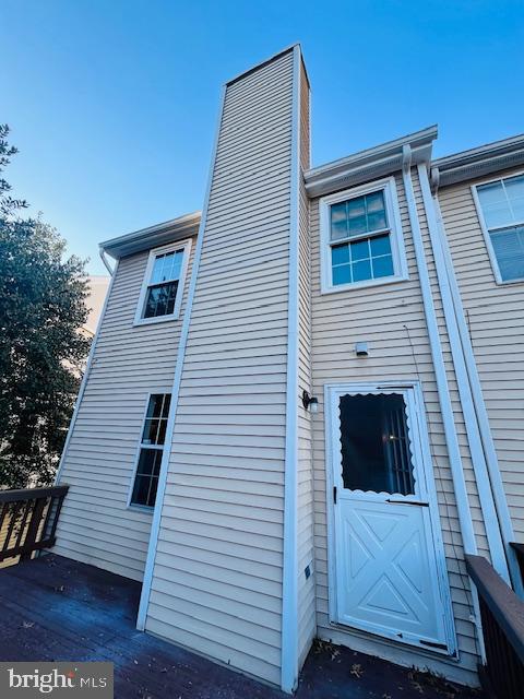 GUNNERS LAKE VILLAGE - Residential Lease