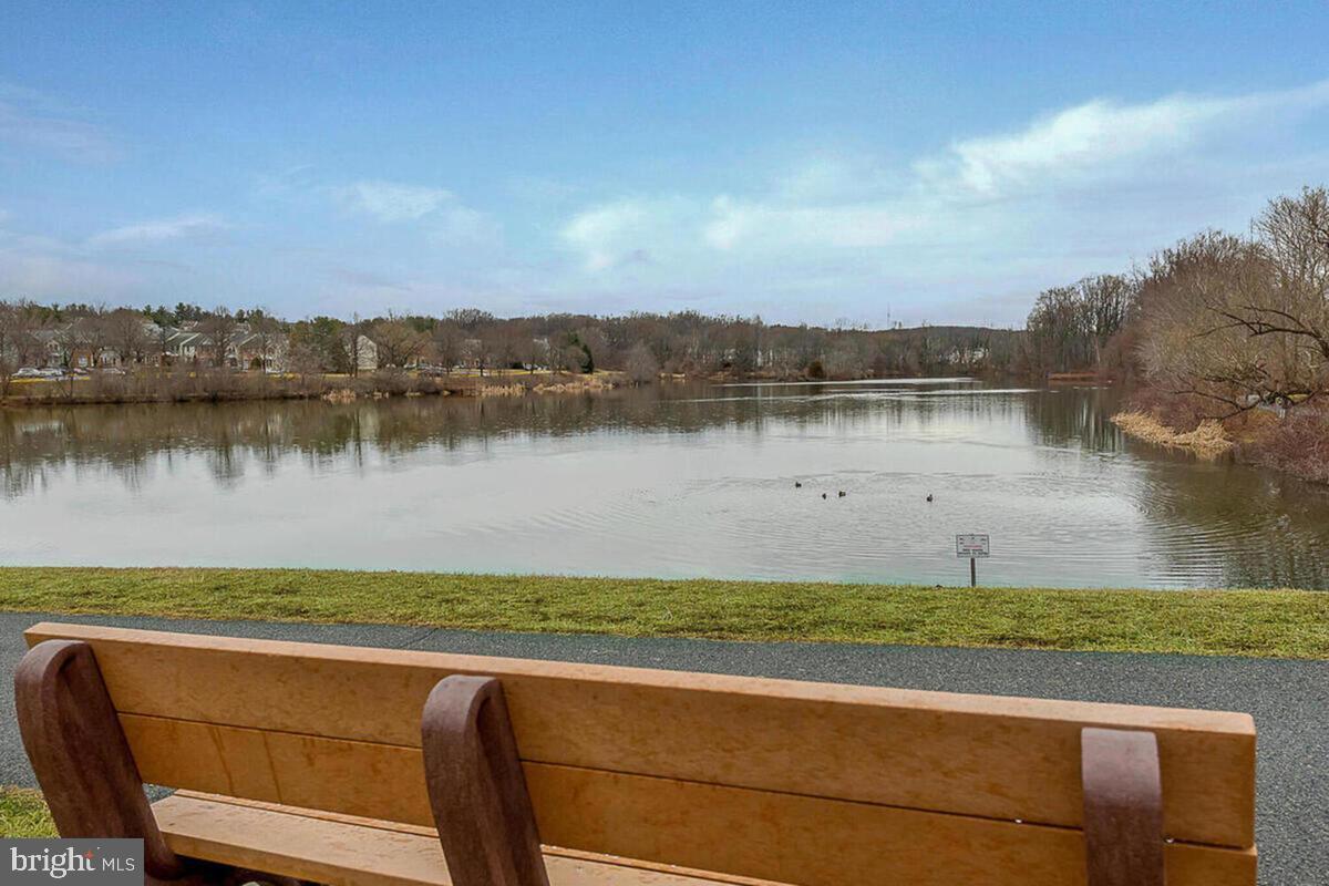 GUNNERS LAKE VILLAGE - Residential Lease