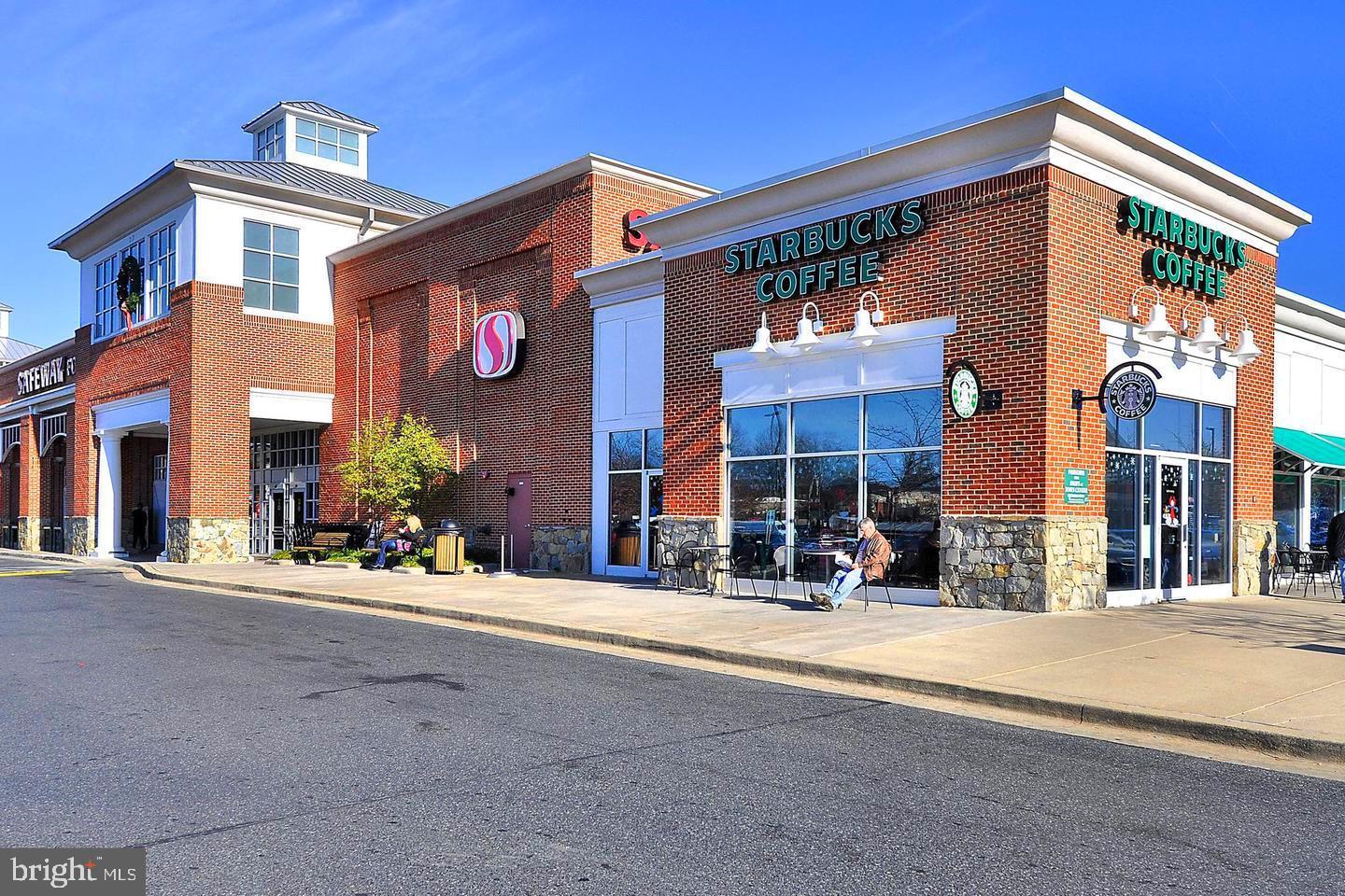 GUNNERS LAKE VILLAGE - Residential Lease