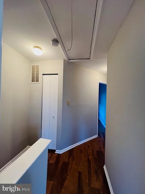 GUNNERS LAKE VILLAGE - Residential Lease