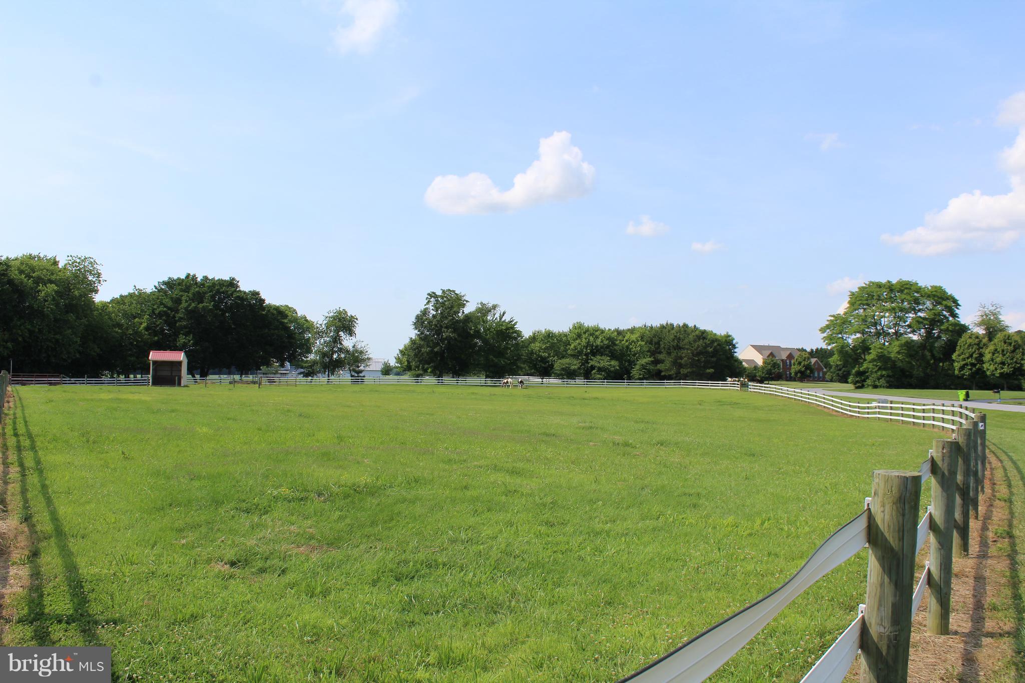 ESTATE AT SKIPTON CRK - Residential Lease