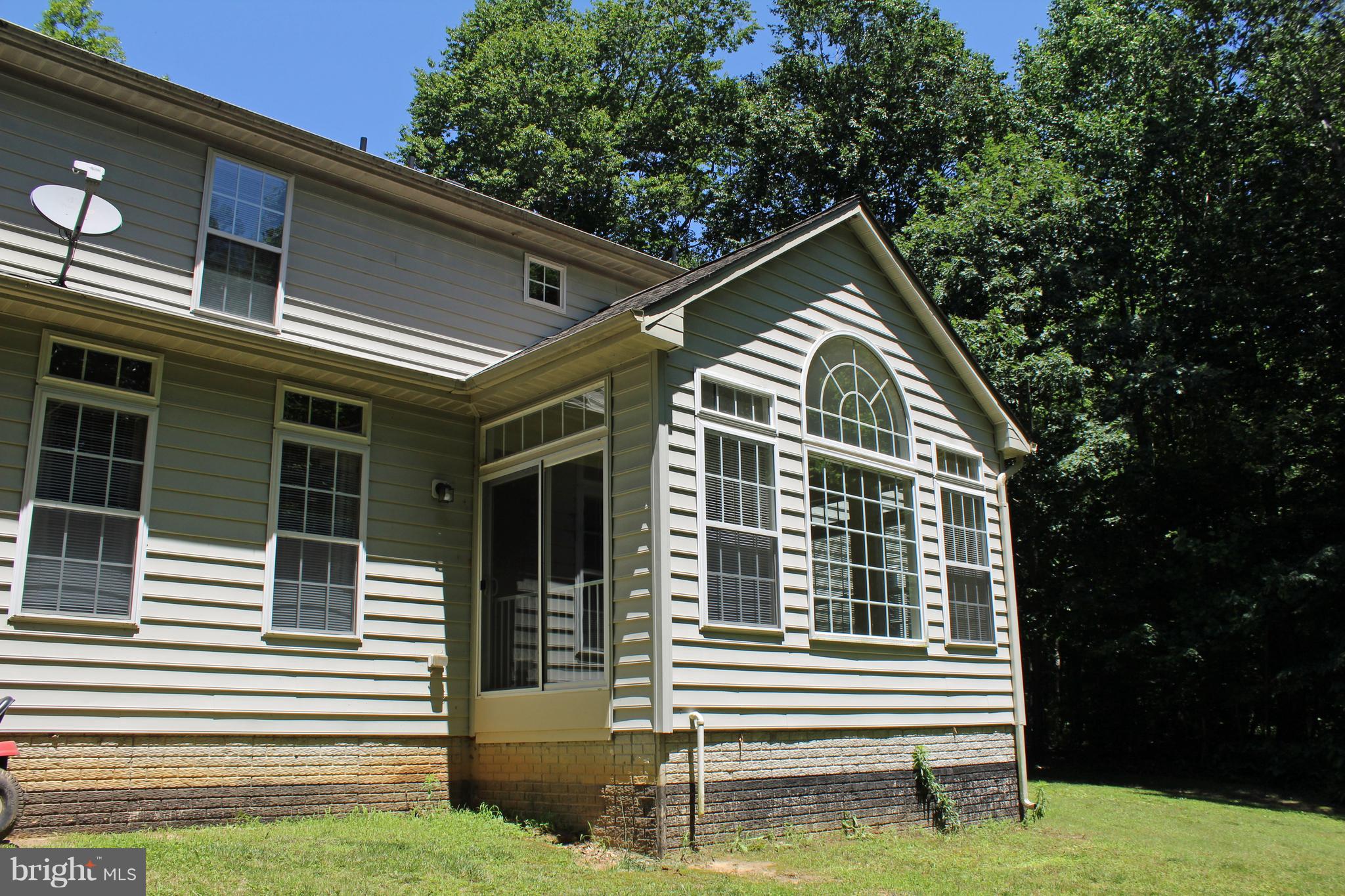 ESTATE AT SKIPTON CRK - Residential Lease