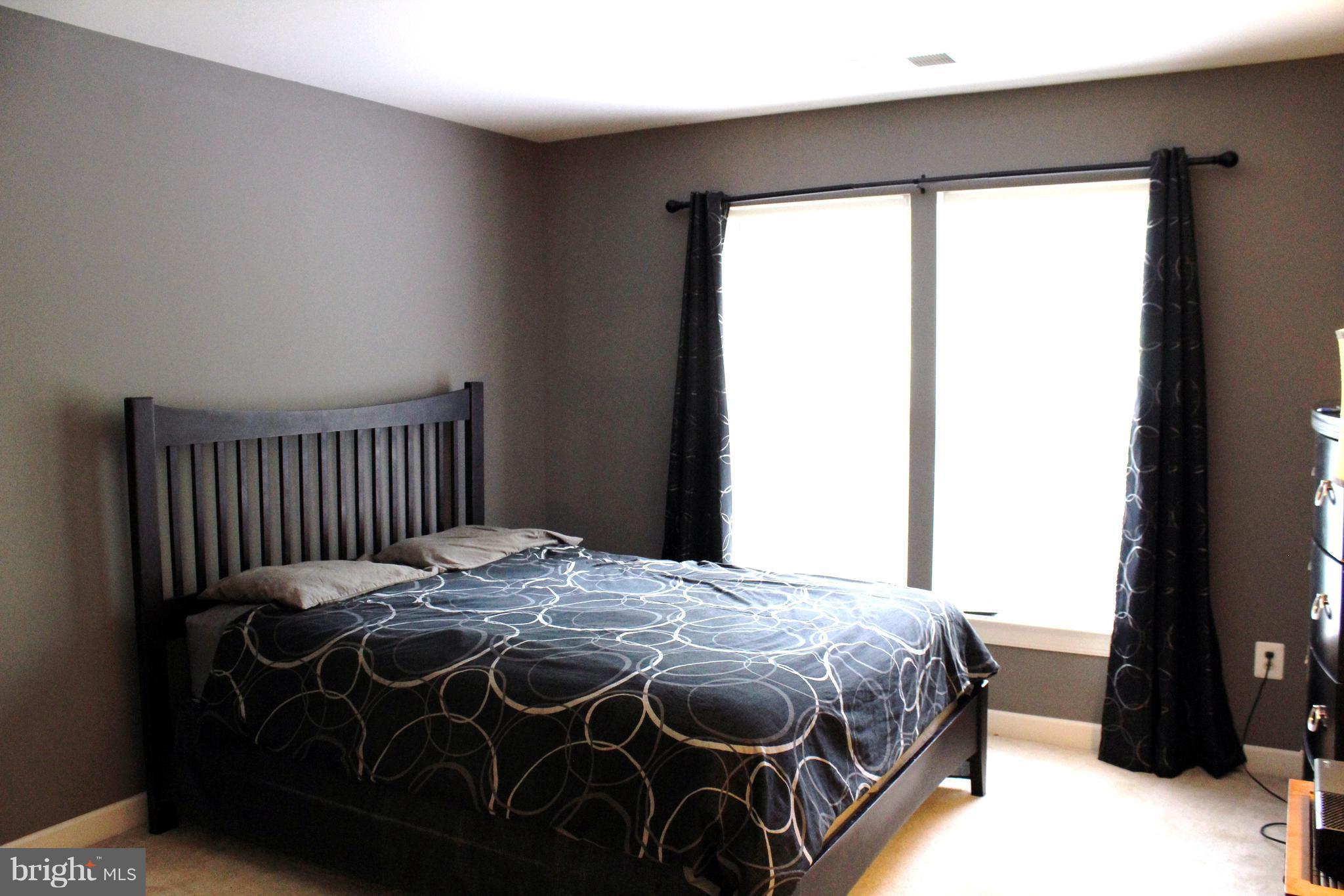 ESTATE AT SKIPTON CRK - Residential Lease