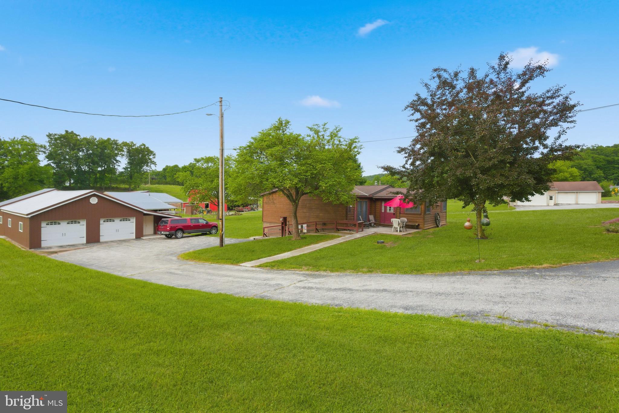 454 RACETRACK ROAD