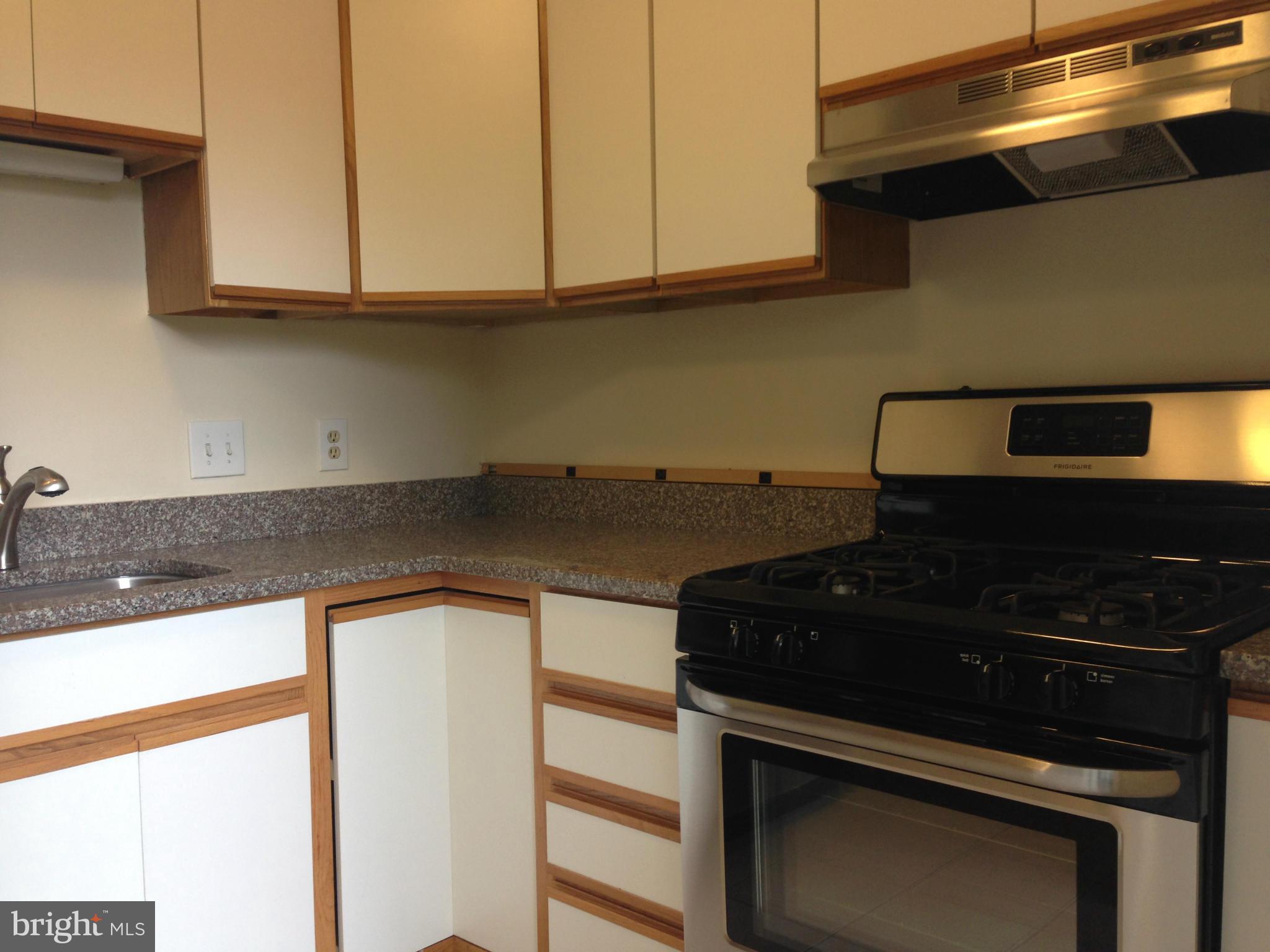 HUNTINGTON TERRACE - Residential Lease