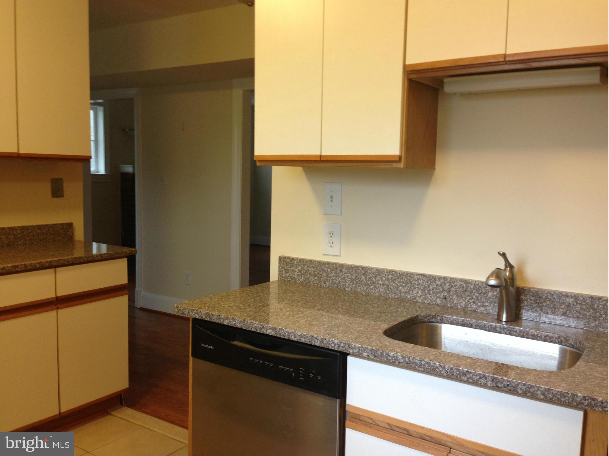 HUNTINGTON TERRACE - Residential Lease