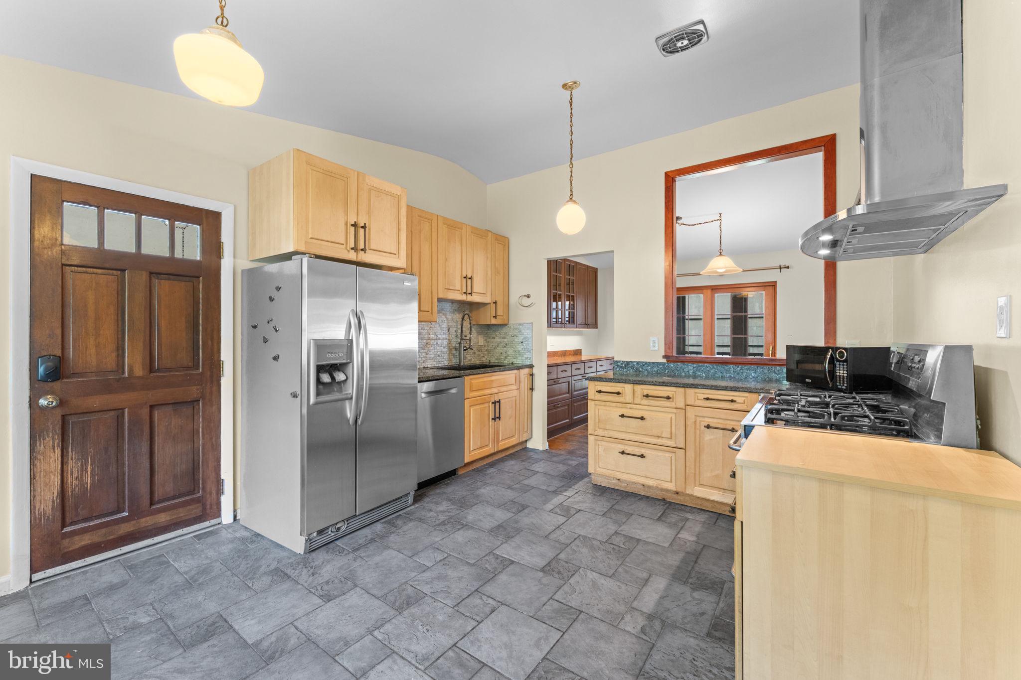 FOXHALL - Residential