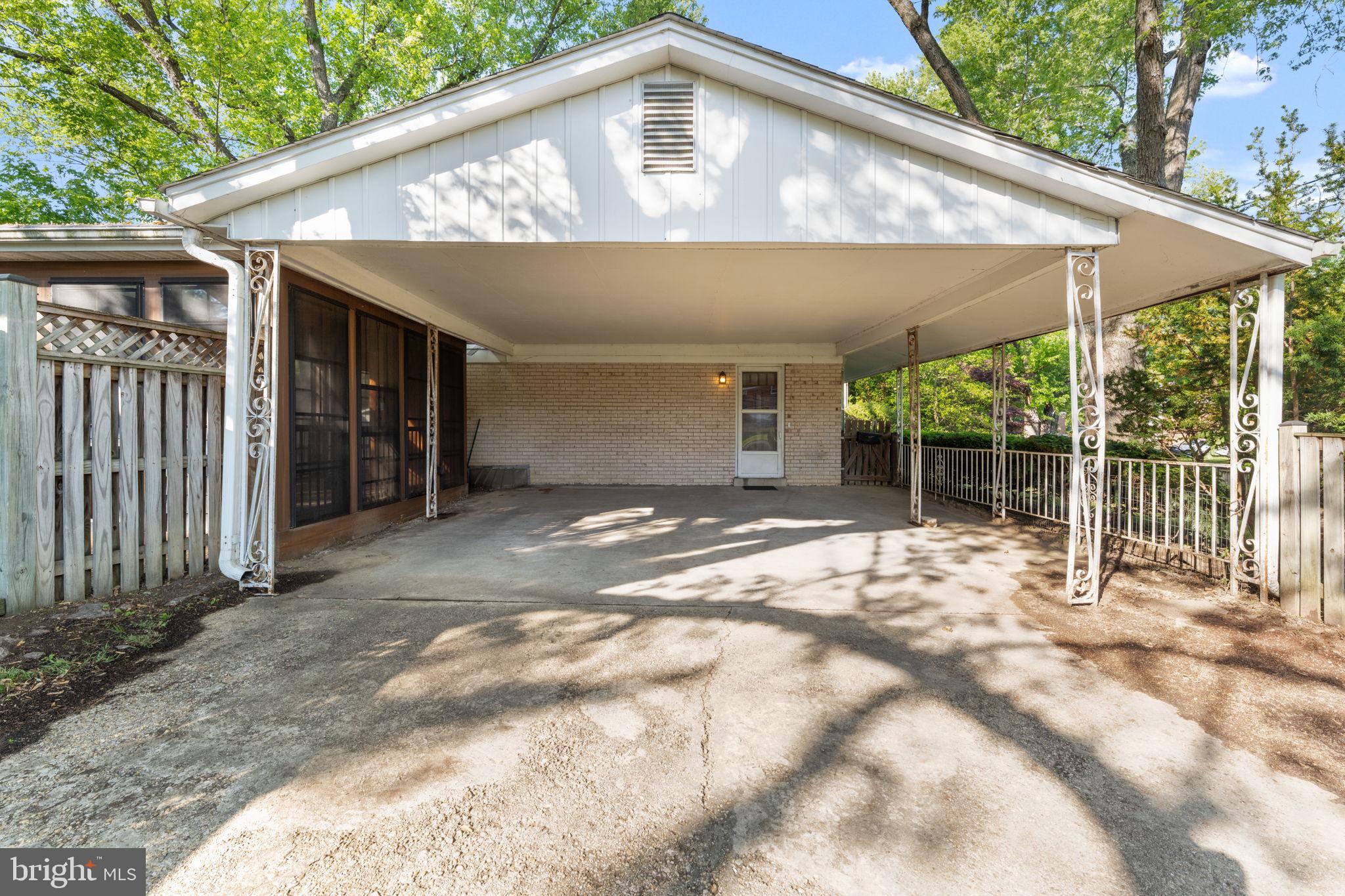 FOXHALL - Residential