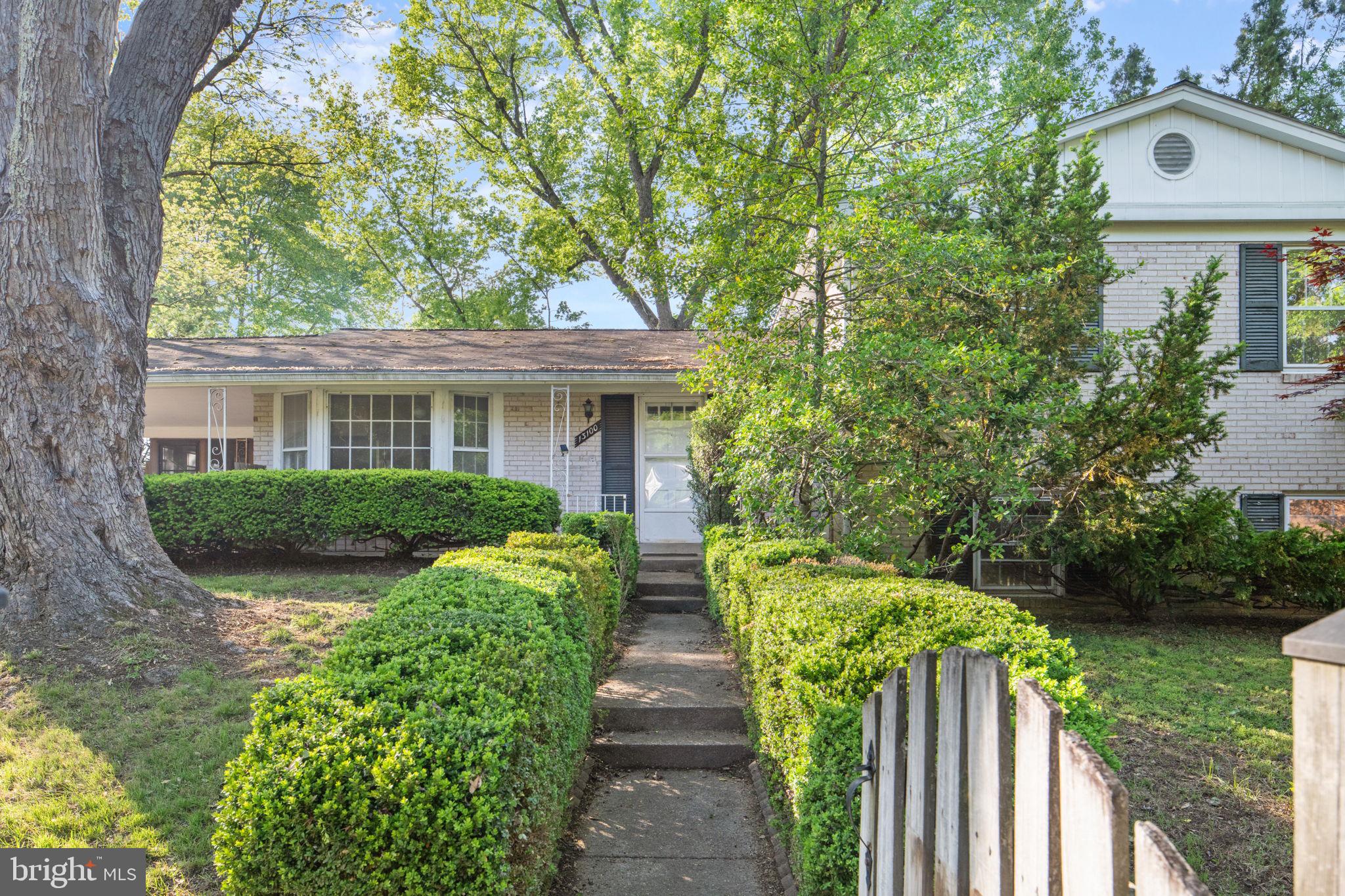 FOXHALL - Residential