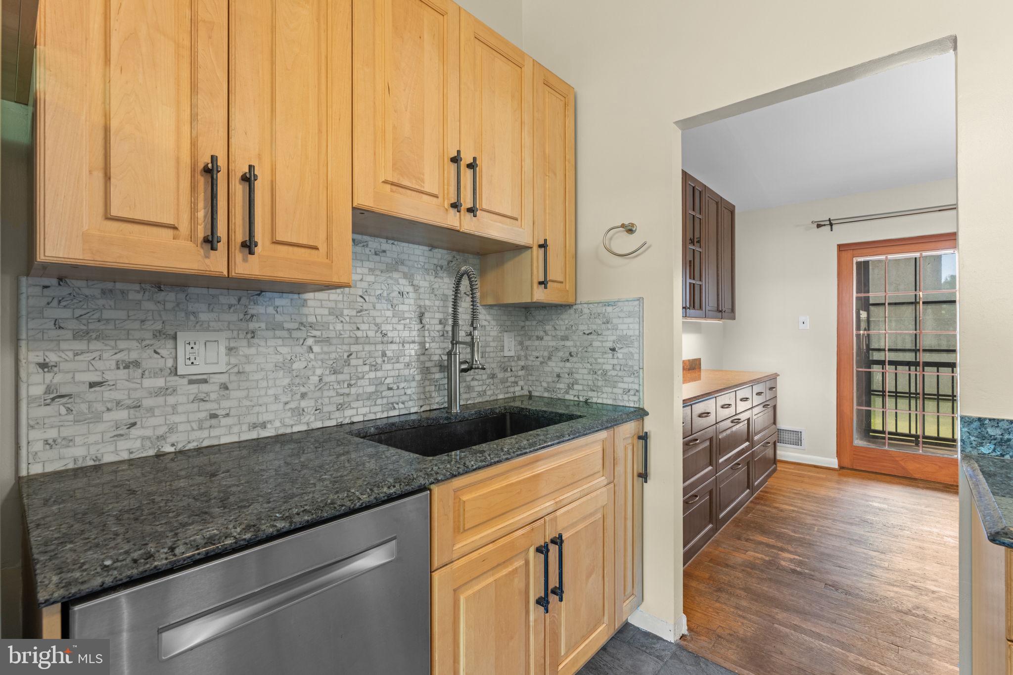 FOXHALL - Residential