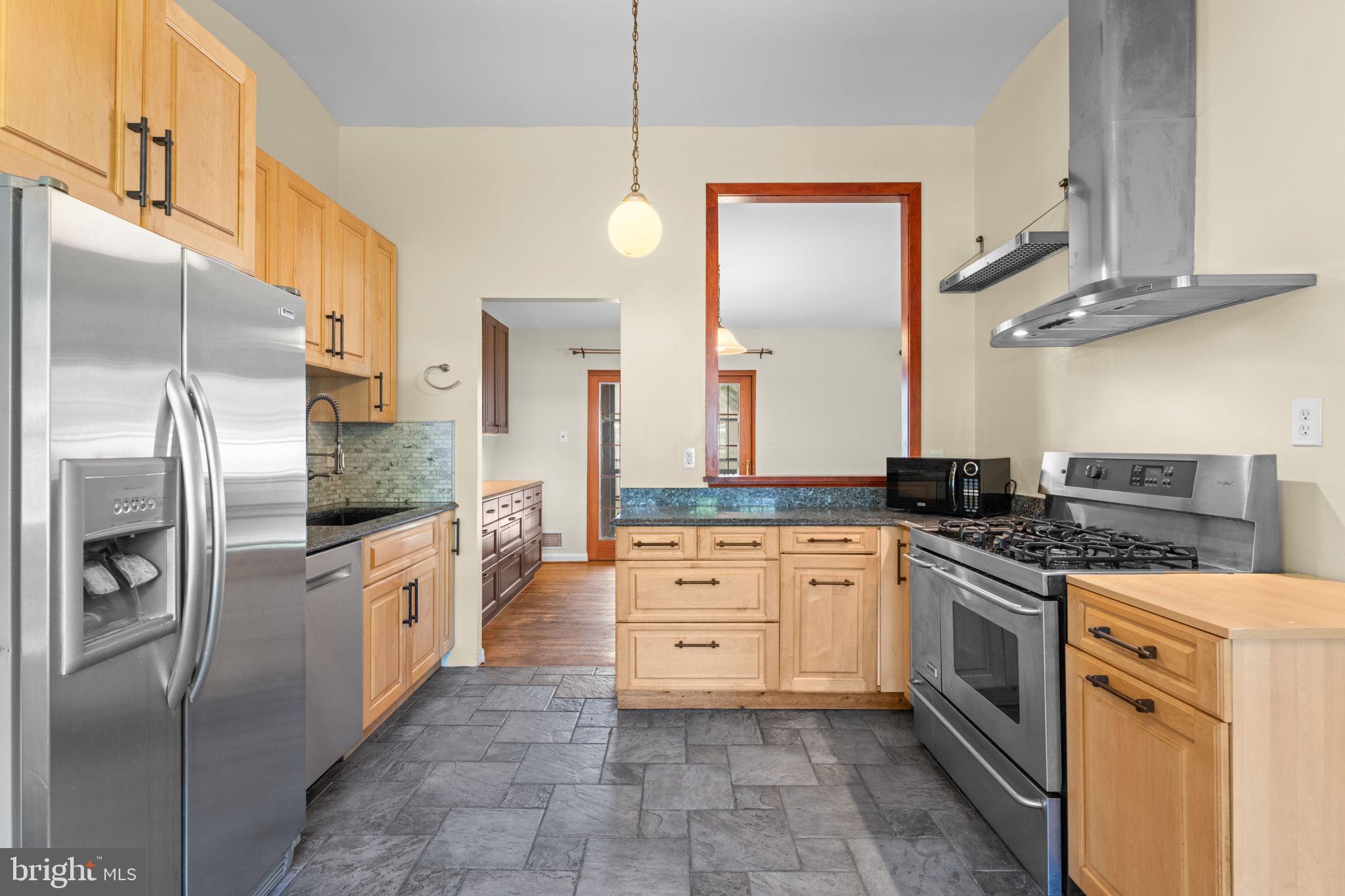 FOXHALL - Residential