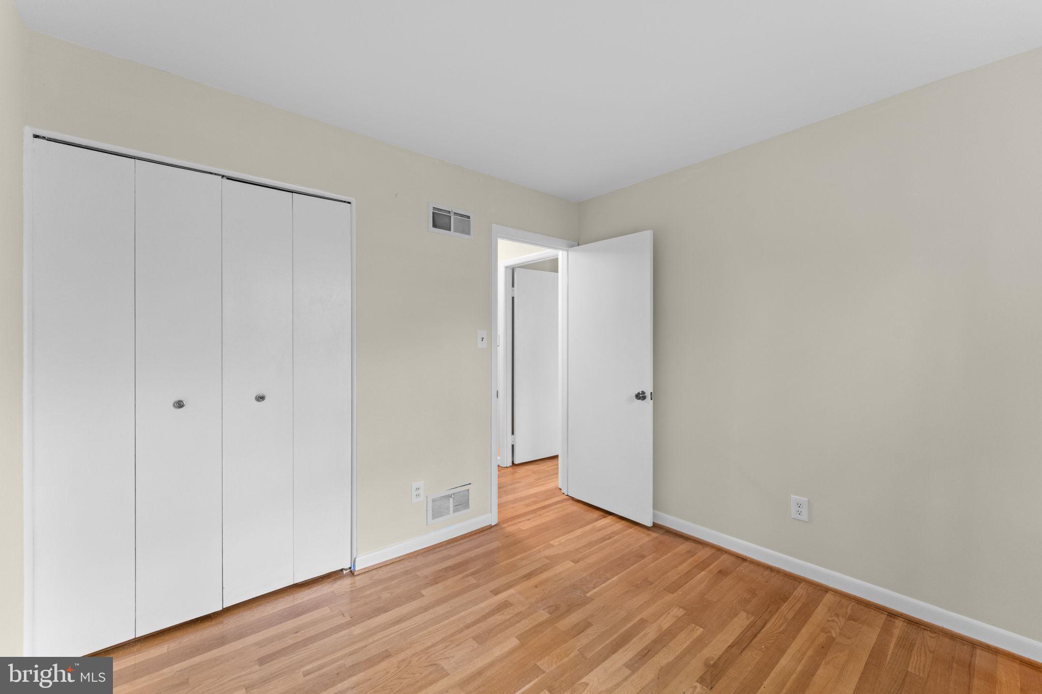 FOXHALL - Residential