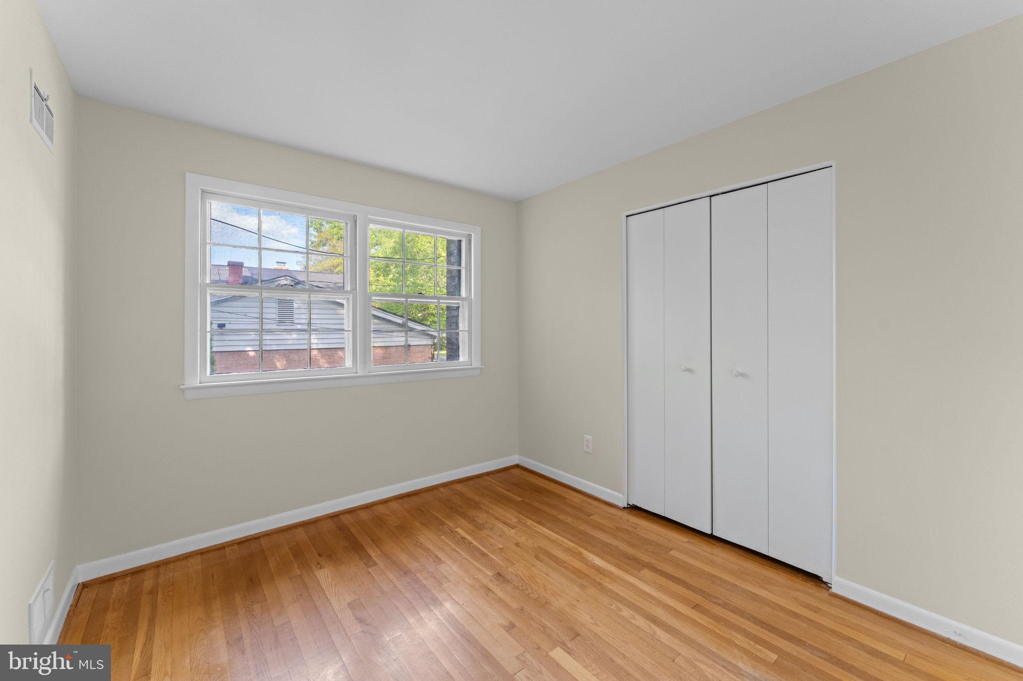 FOXHALL - Residential