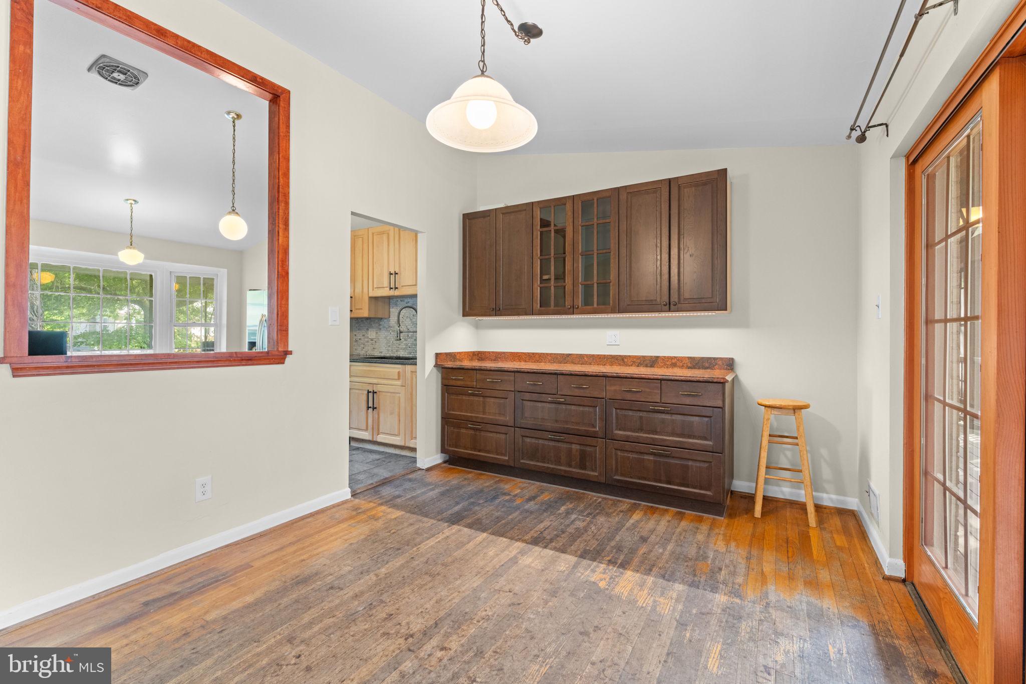 FOXHALL - Residential