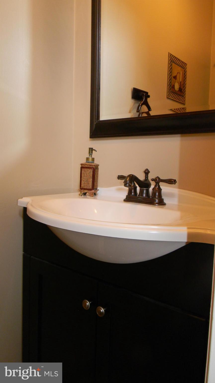 CHESAPEAKE LANDING - Residential