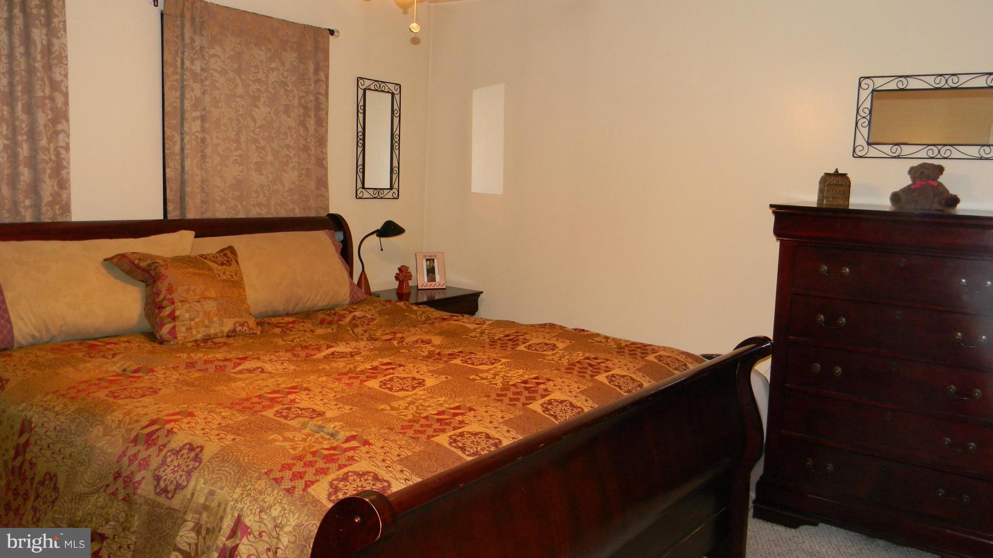 CHESAPEAKE LANDING - Residential